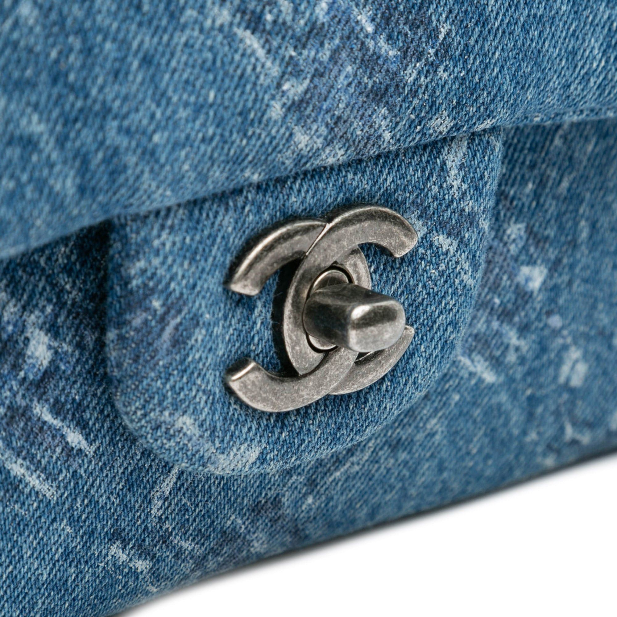 Chanel Chanel Medium Classic Printed Denim Double Flap Blue Size ONE SIZE - 9 Thumbnail