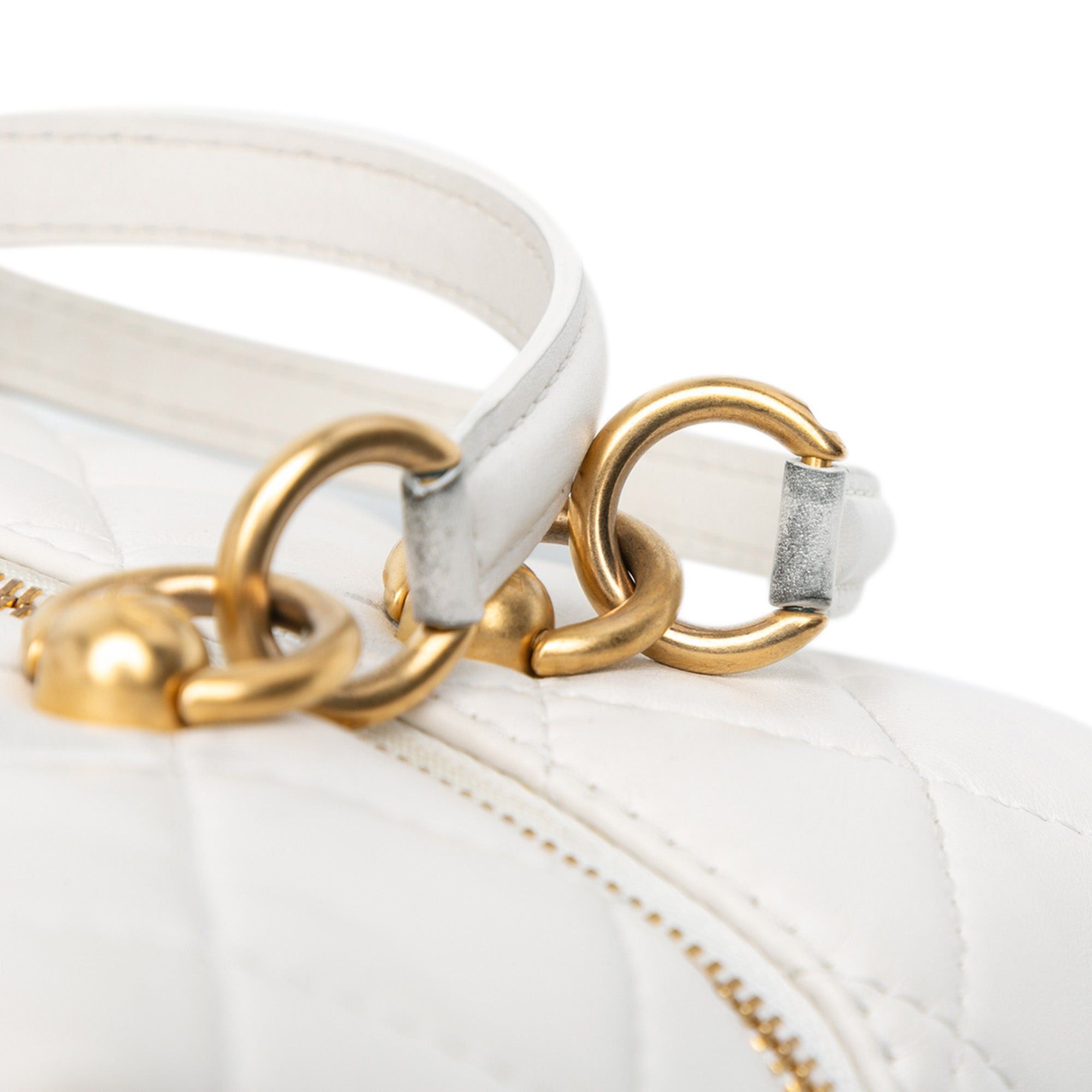Chanel Chanel Métiers d'Art CC Quilted Lambskin Box with Top Handle White Size ONE SIZE - 8 Thumbnail