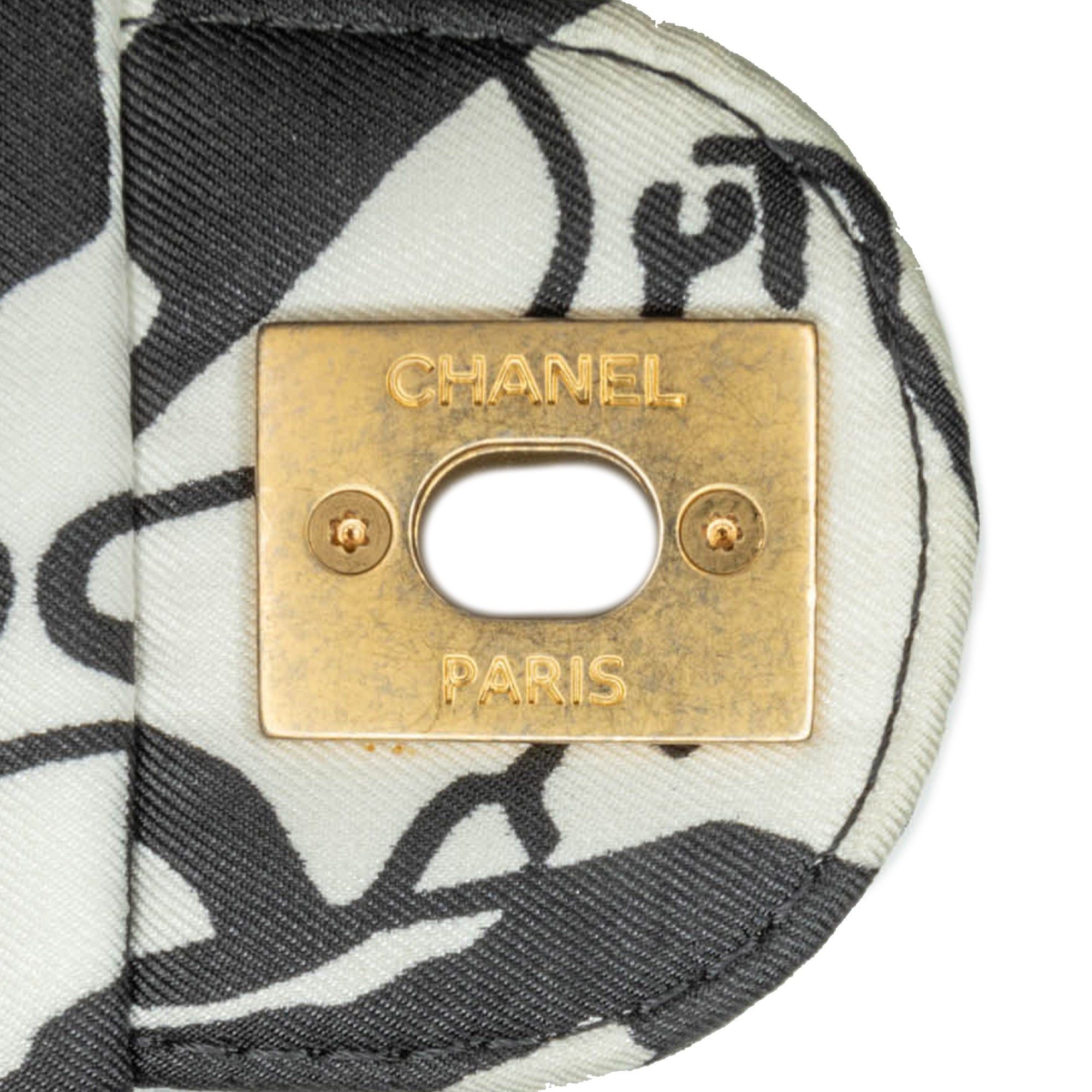 Chanel Chanel Mini Printed Canvas Deer Coco Flap White Size ONE SIZE - 7 Thumbnail