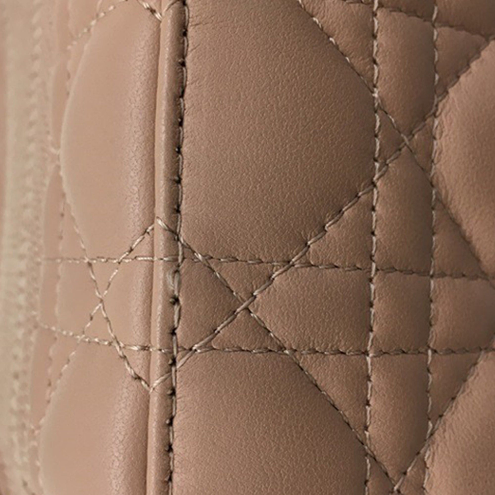 Dior Dior Small DiorTravel Vanity Bag Brown Size ONE SIZE - 8 Thumbnail