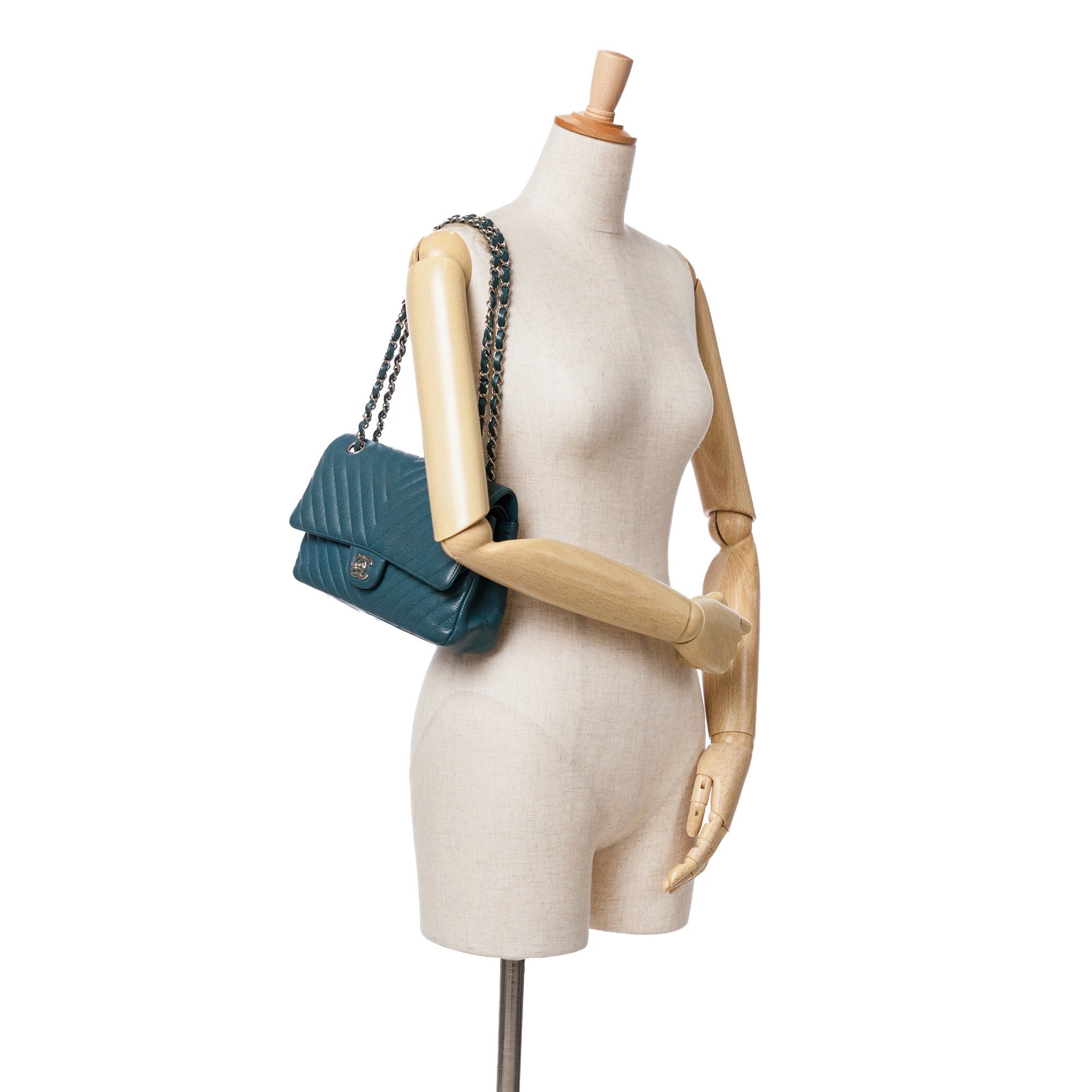Chanel Chanel Medium Classic Chevron Caviar Double Flap Blue Size ONE SIZE - 9 Thumbnail