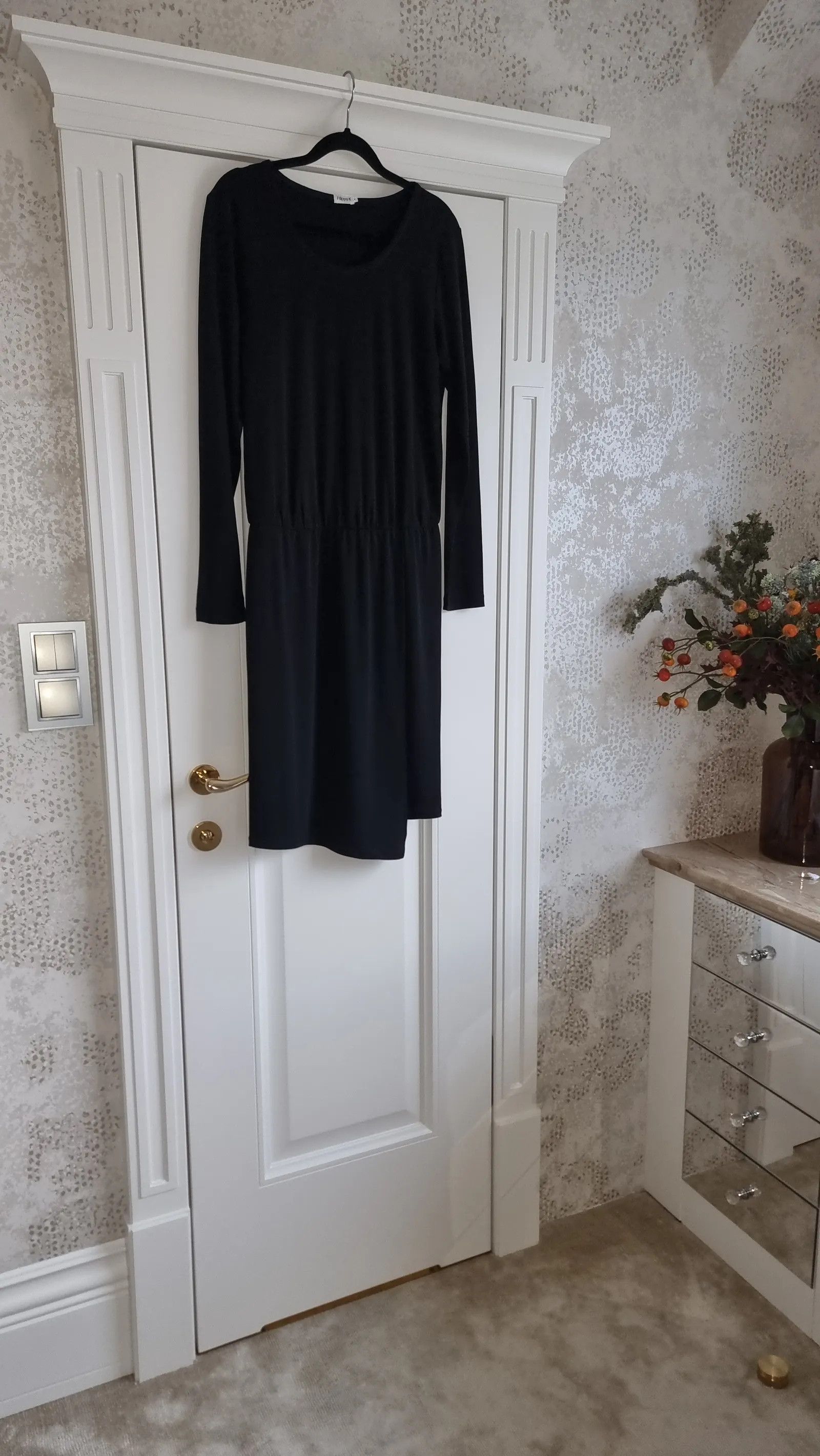Filippa K Filippa K Assymetric Jersey dress Dress Size M / US 6-8 / IT 42-44 - 5 Thumbnail