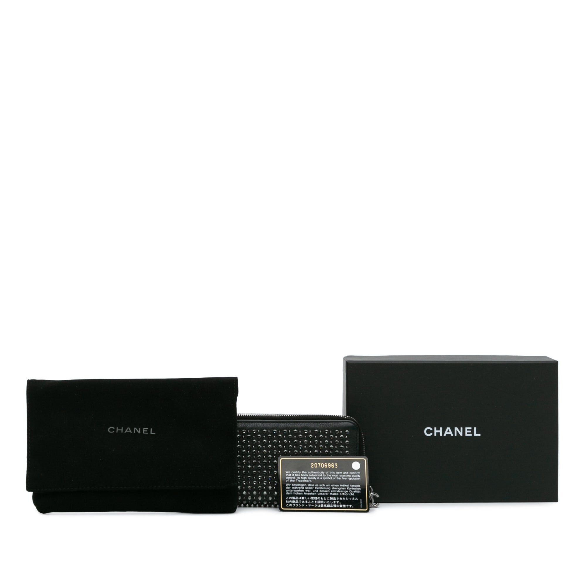 Chanel Chanel Bull Leather Studded Zip Wallet Black Size ONE SIZE - 10 Thumbnail