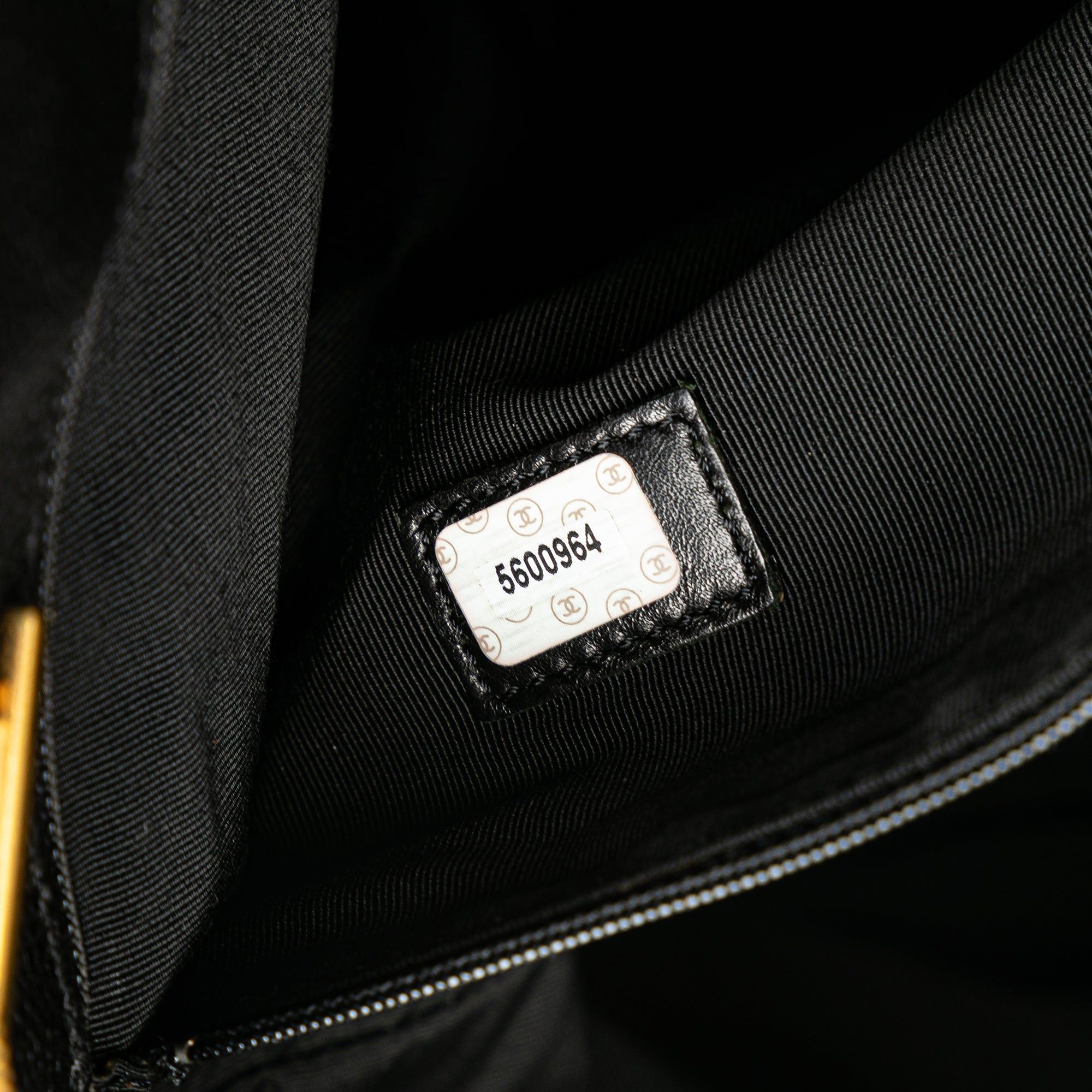 Chanel Chanel Caviar CC Shoulder Bag Black Size ONE SIZE - 6 Thumbnail