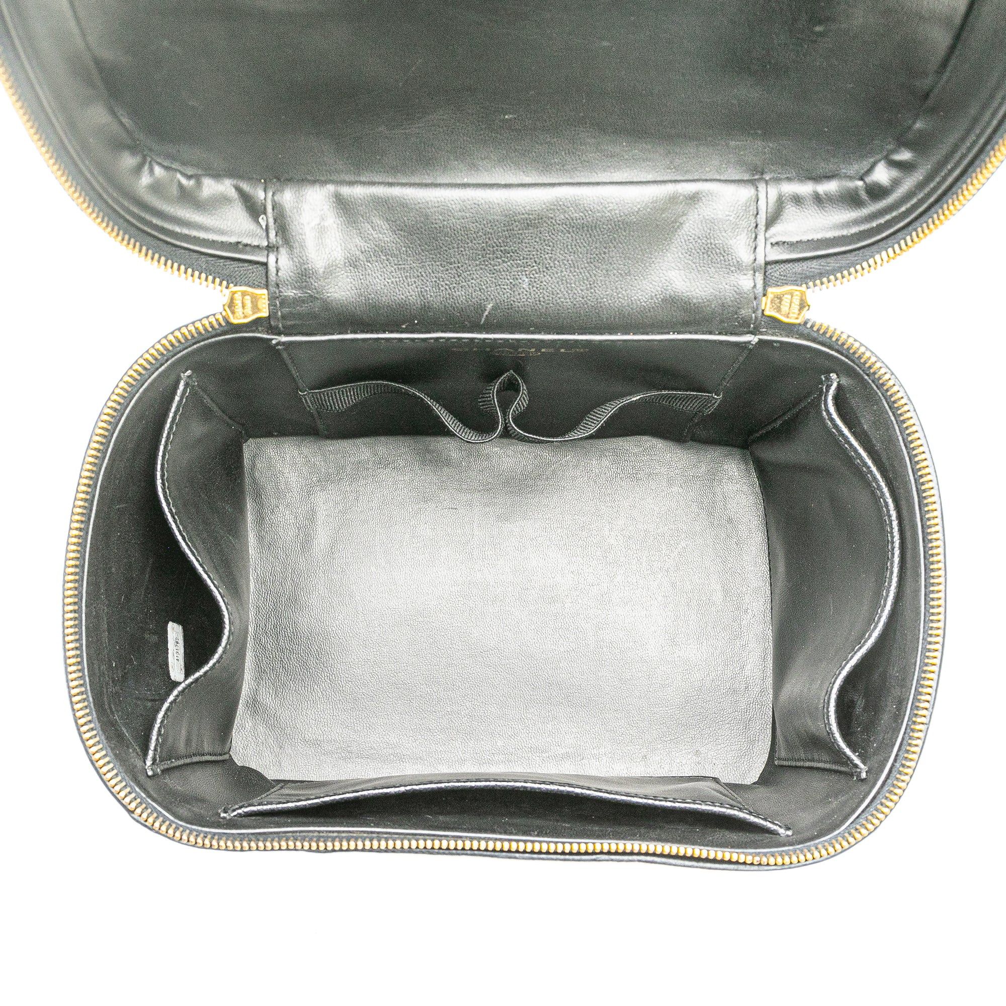 Chanel Chanel CC Caviar Vanity Train Case Black Size ONE SIZE - 4 Thumbnail