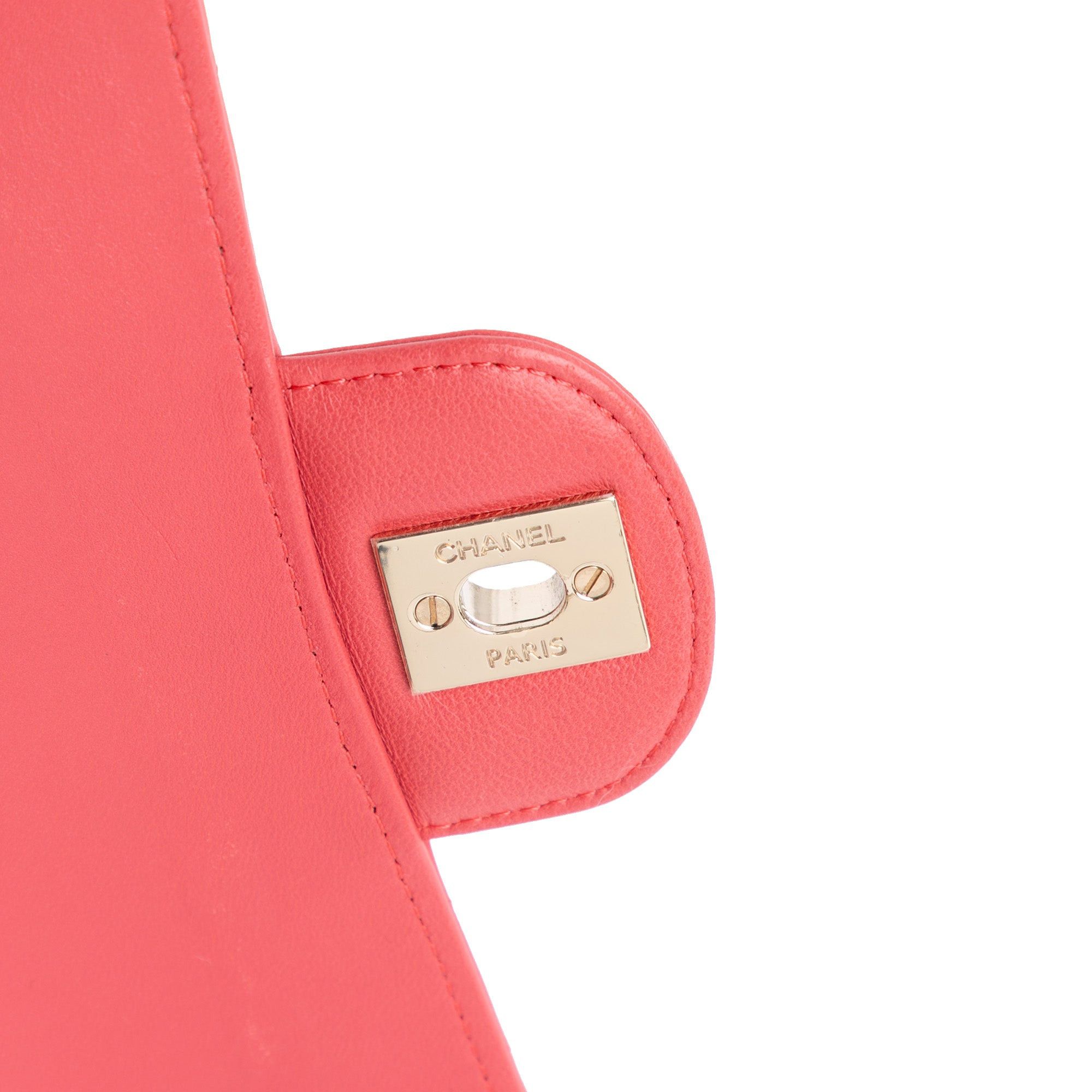 Chanel Chanel Medium Classic Chevron Lambskin Double Flap Pink Size ONE SIZE - 10 Thumbnail