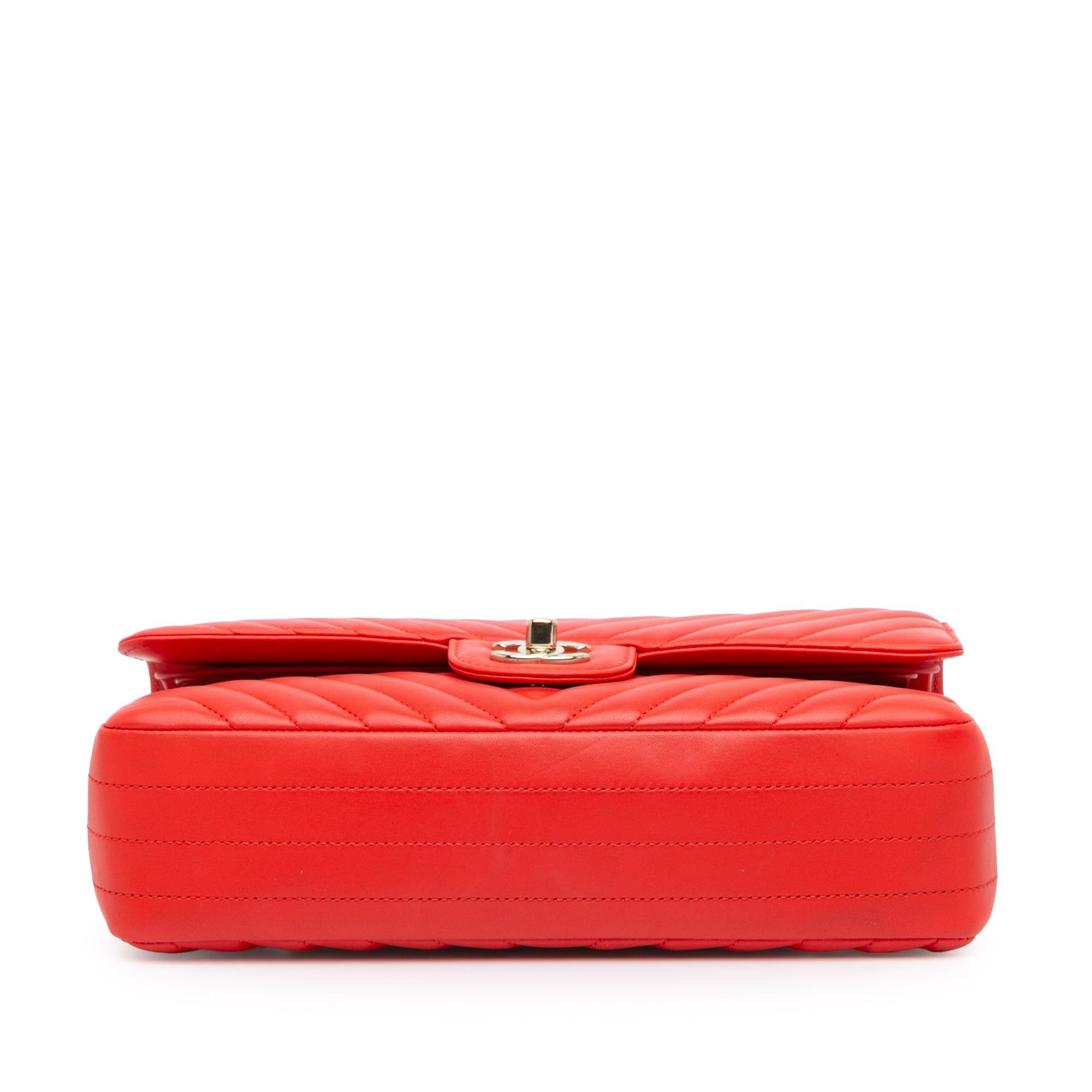 Chanel Chanel Medium Classic Chevron Lambskin Double Flap Red Size ONE SIZE - 3 Thumbnail