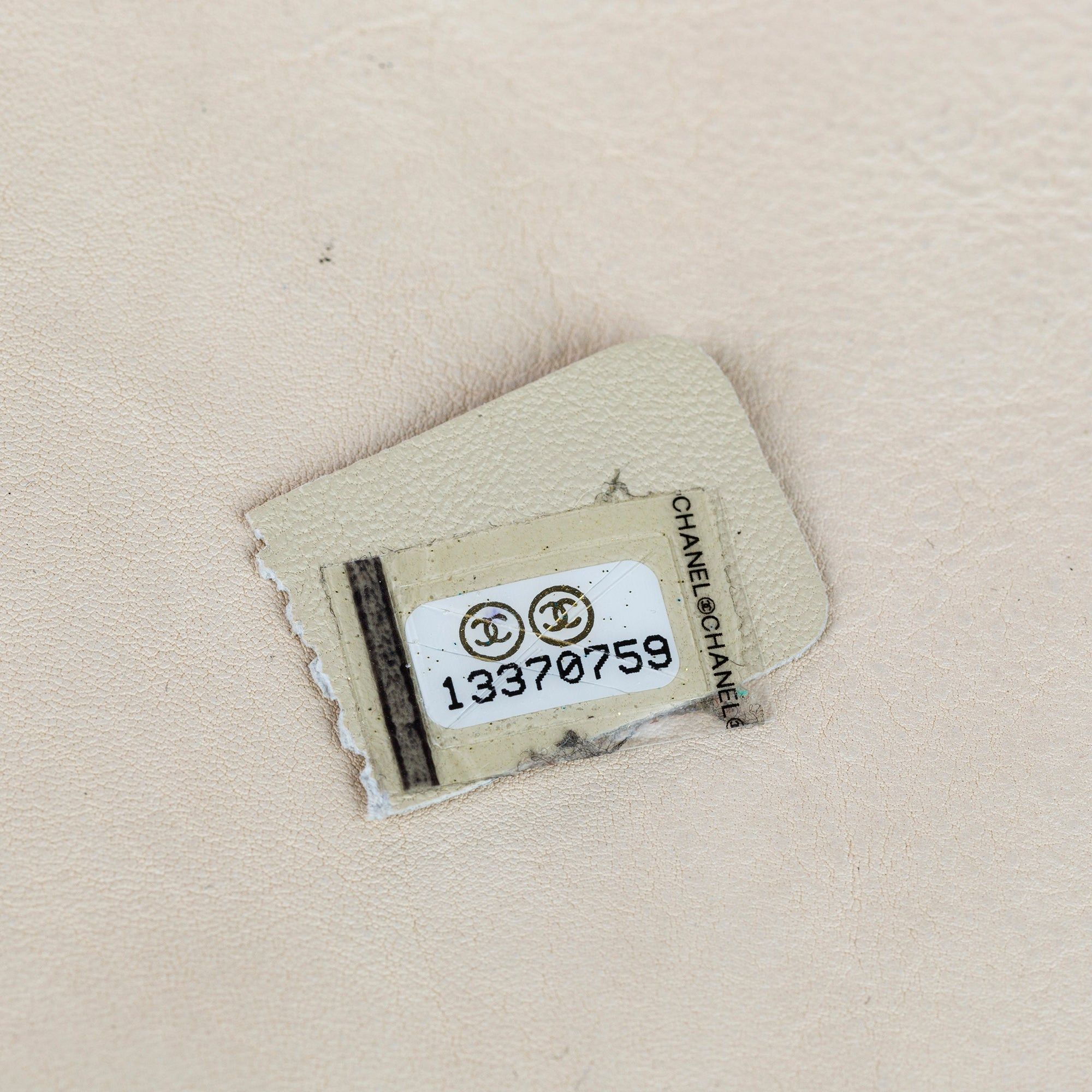 Chanel Chanel Natural Beauty Split Pocket White Size ONE SIZE - 7 Thumbnail