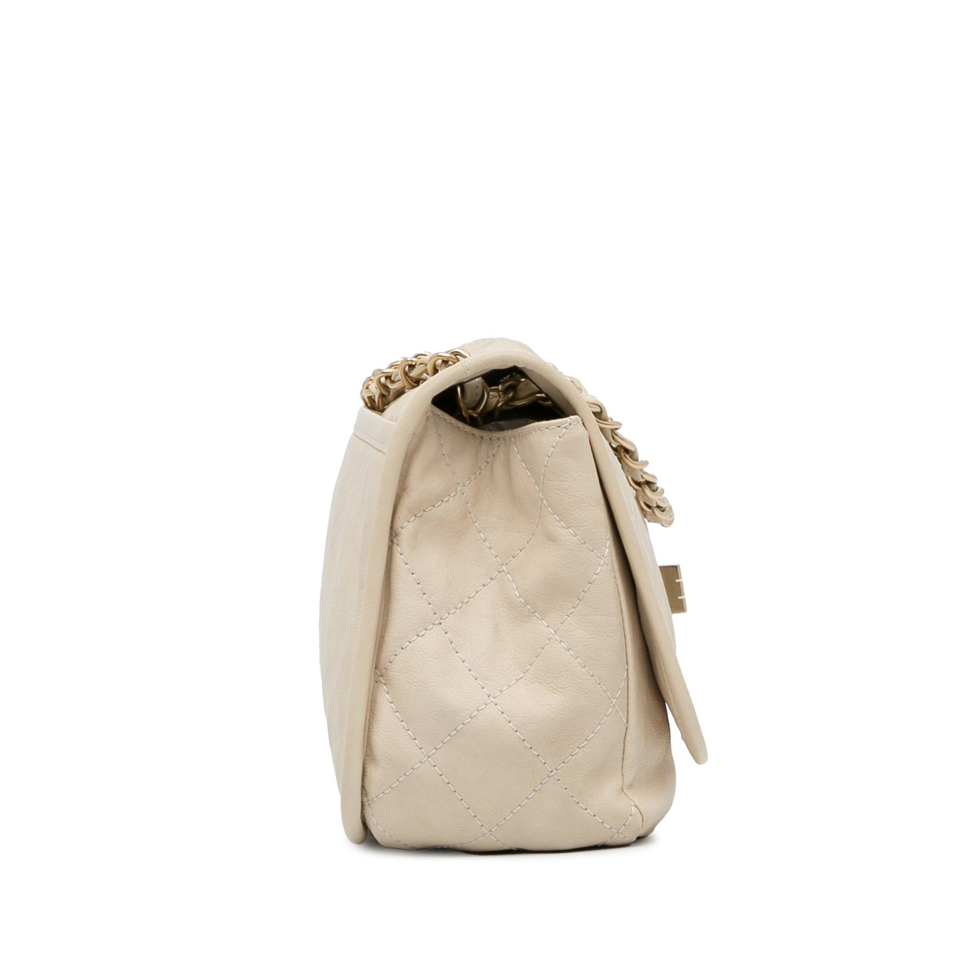 Chanel Chanel Natural Beauty Split Pocket White Size ONE SIZE - 3 Thumbnail