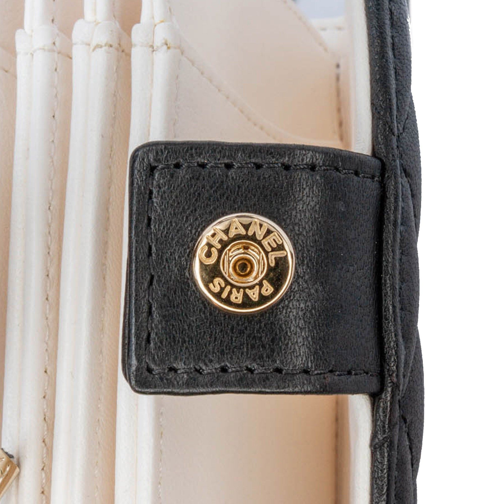 Chanel Chanel Quilted Lambskin Book Card Holder On Chain Black Size ONE SIZE - 7 Thumbnail
