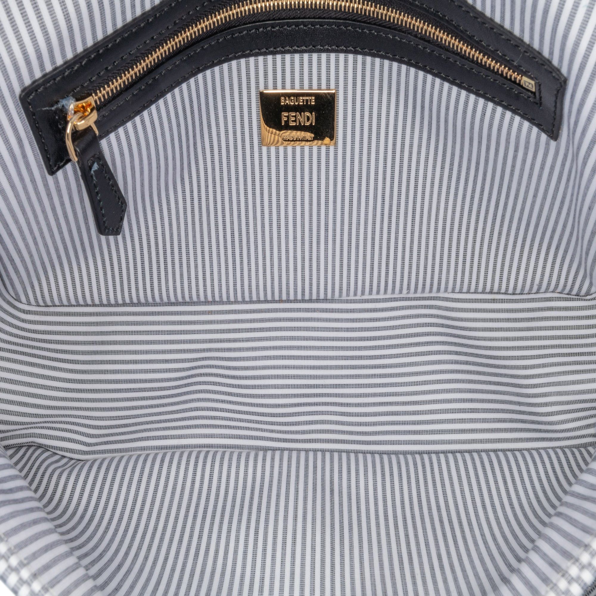 Fendi Fendi Striped Jersey Baguette Satchel White Size ONE SIZE - 4 Thumbnail