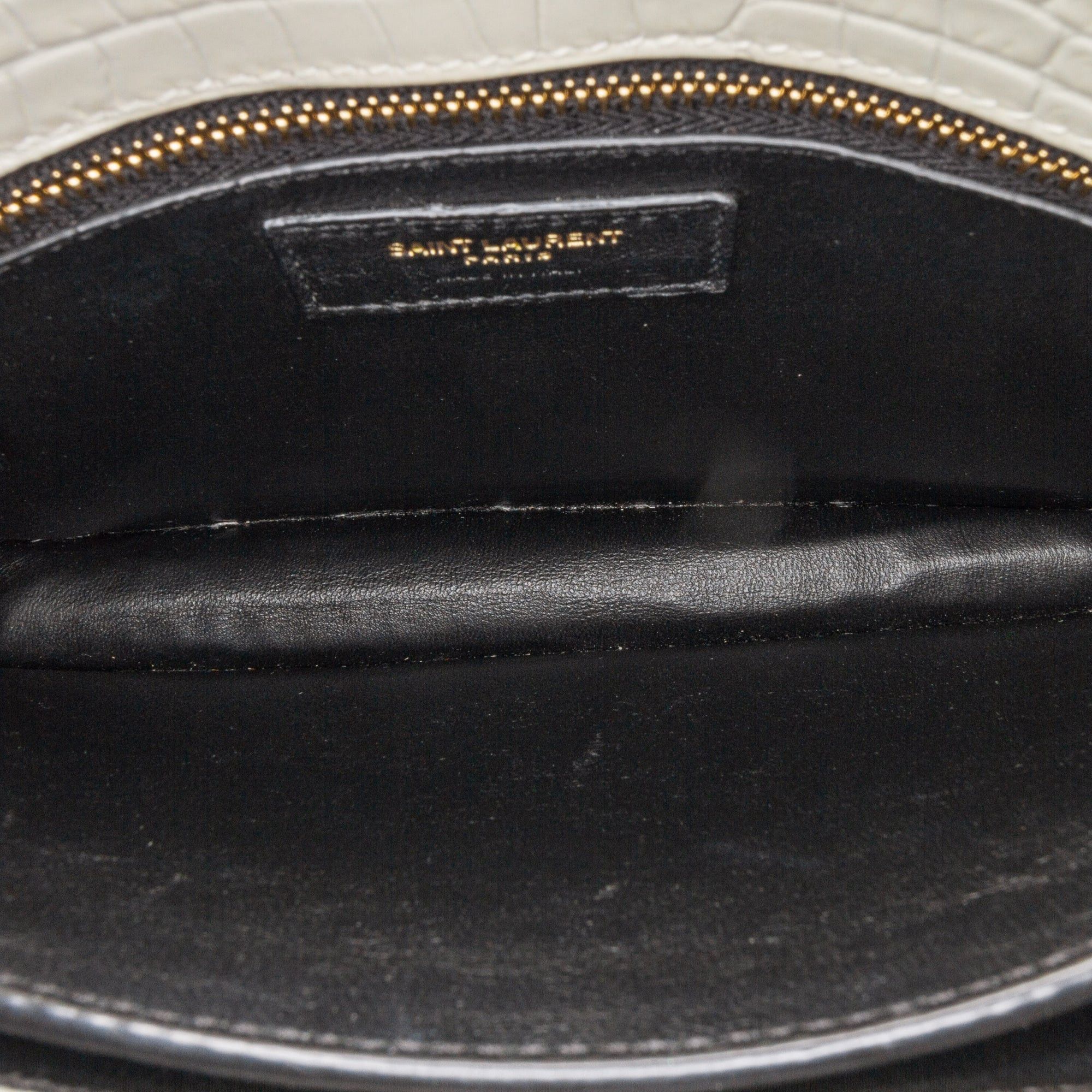 Saint Laurent Paris Saint Laurent Croc Embossed Leather Monogram Cassandra Clasp Bag White Size ONE SIZE - 4 Thumbnail