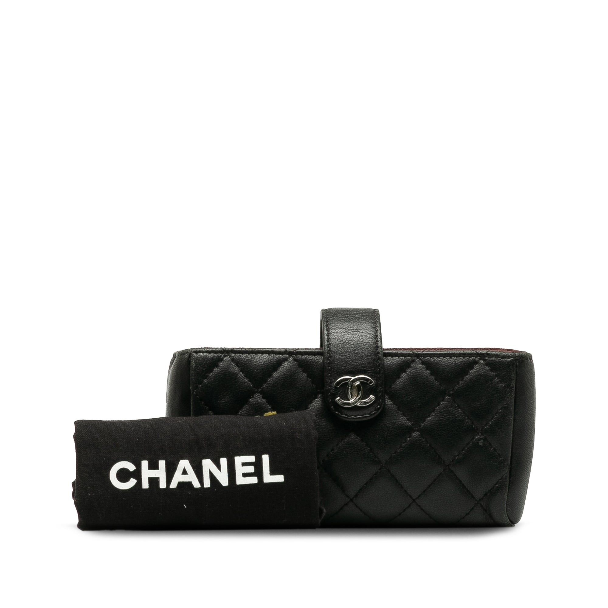 Chanel Chanel Quilted CC O-Phone Holder Pouch Black Size ONE SIZE - 12 Thumbnail
