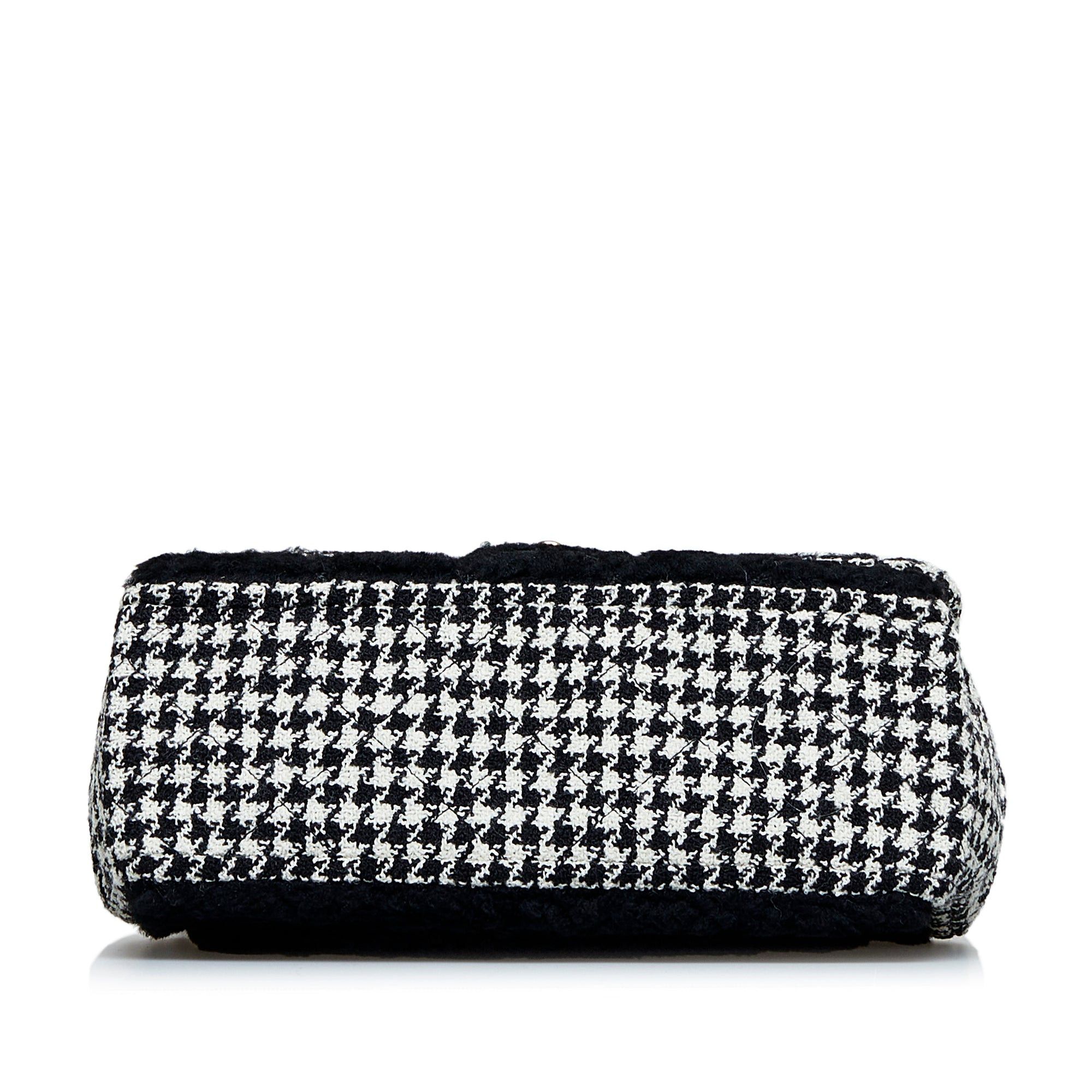 Chanel Chanel Shearling CC Turnlock Flap Bag Black Size ONE SIZE - 4 Thumbnail