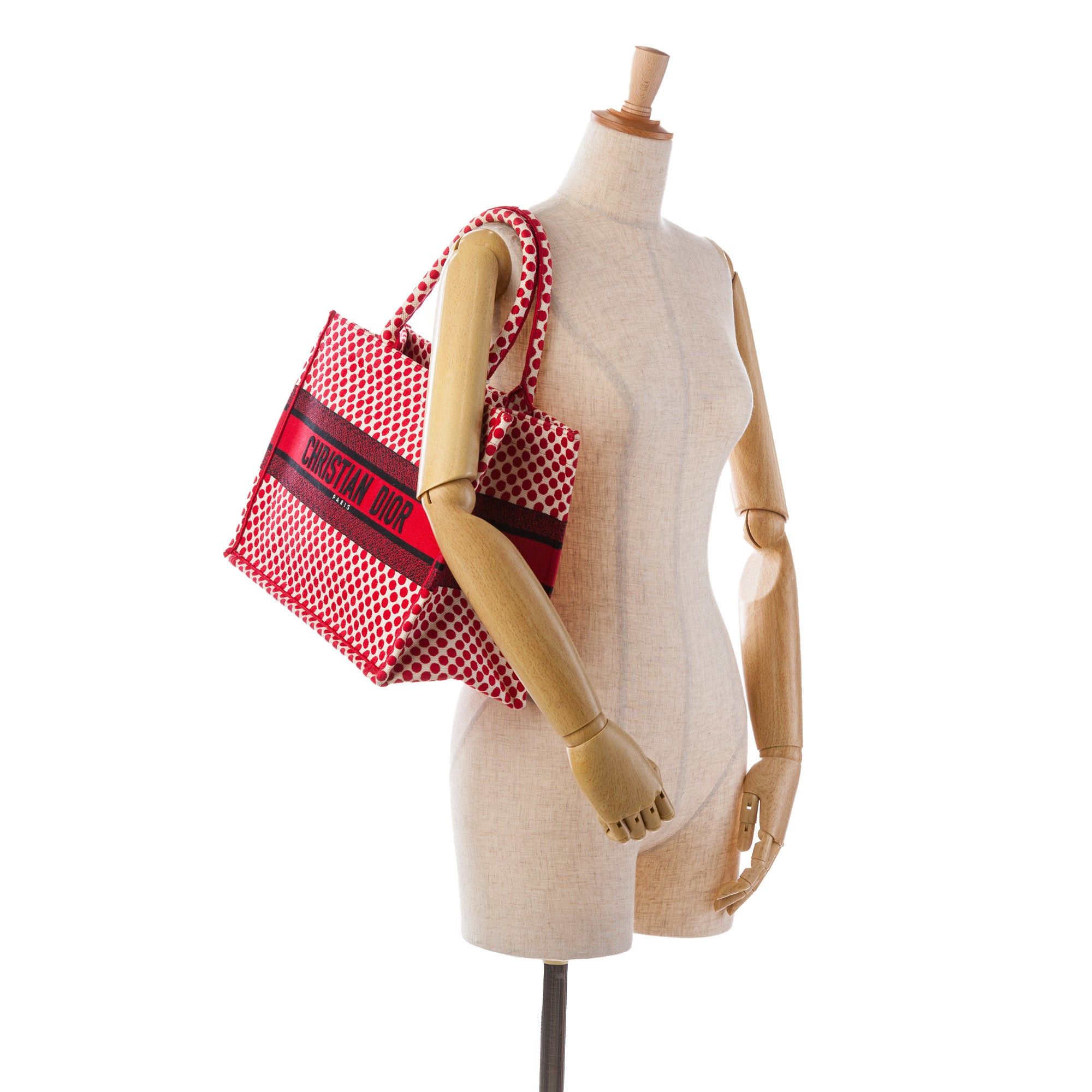 Dior Dior Medium Dioramour Book Tote Red Size ONE SIZE - 8 Thumbnail