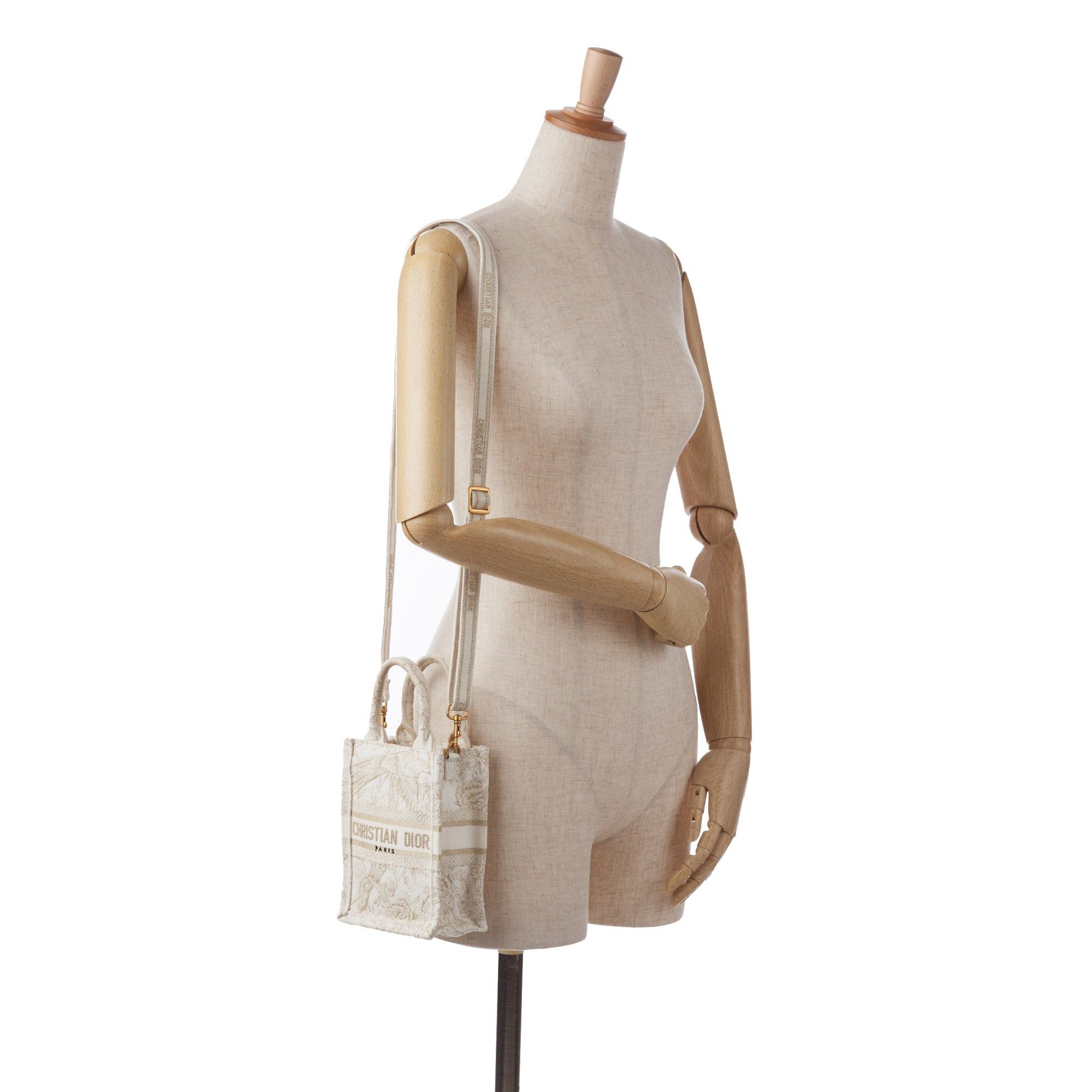 Dior Dior Mini Jardin D'Hiver Vertical Book Tote White Size ONE SIZE - 9 Thumbnail