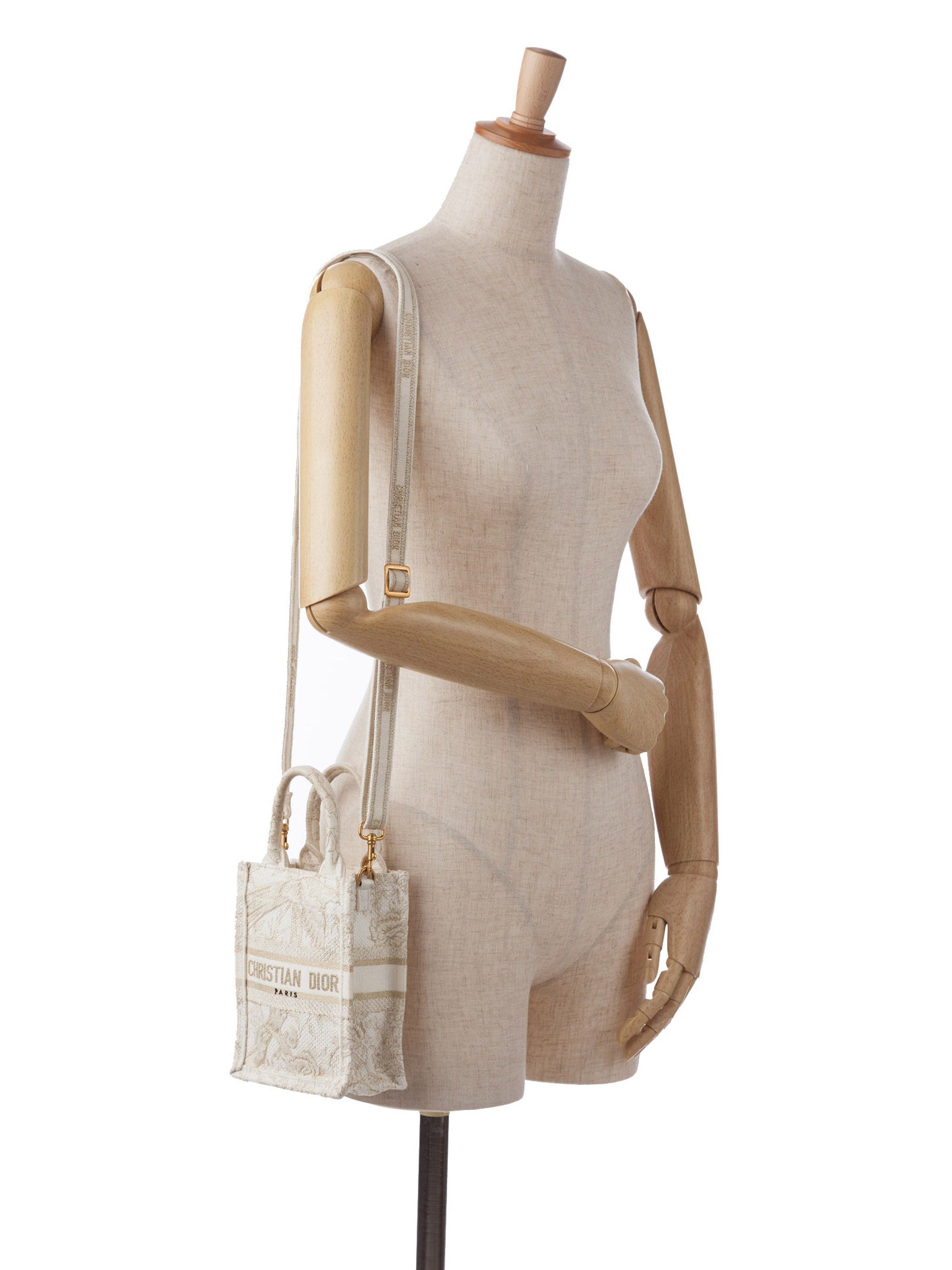 Dior Dior Mini Jardin D'Hiver Vertical Book Tote White Size ONE SIZE - 7 Thumbnail