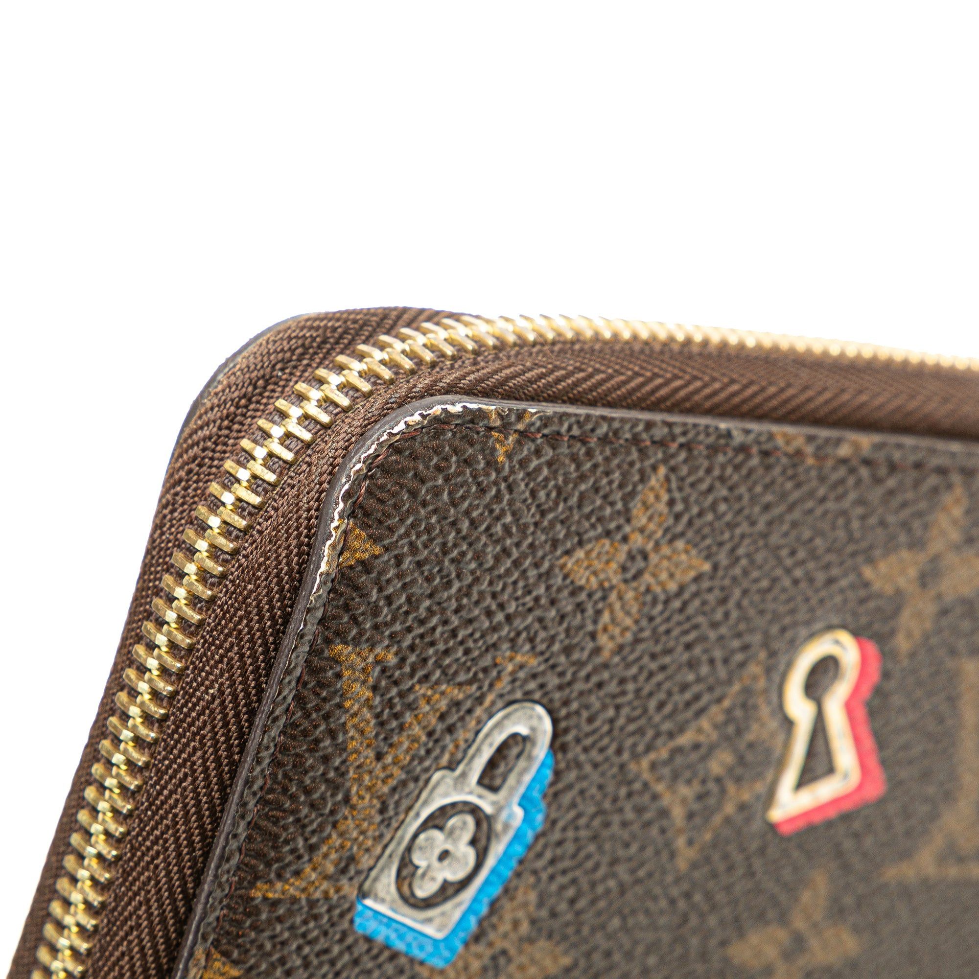 Louis Vuitton Louis Vuitton Monogram Love Lock Zippy Wallet Brown Size ONE SIZE - 9 Thumbnail