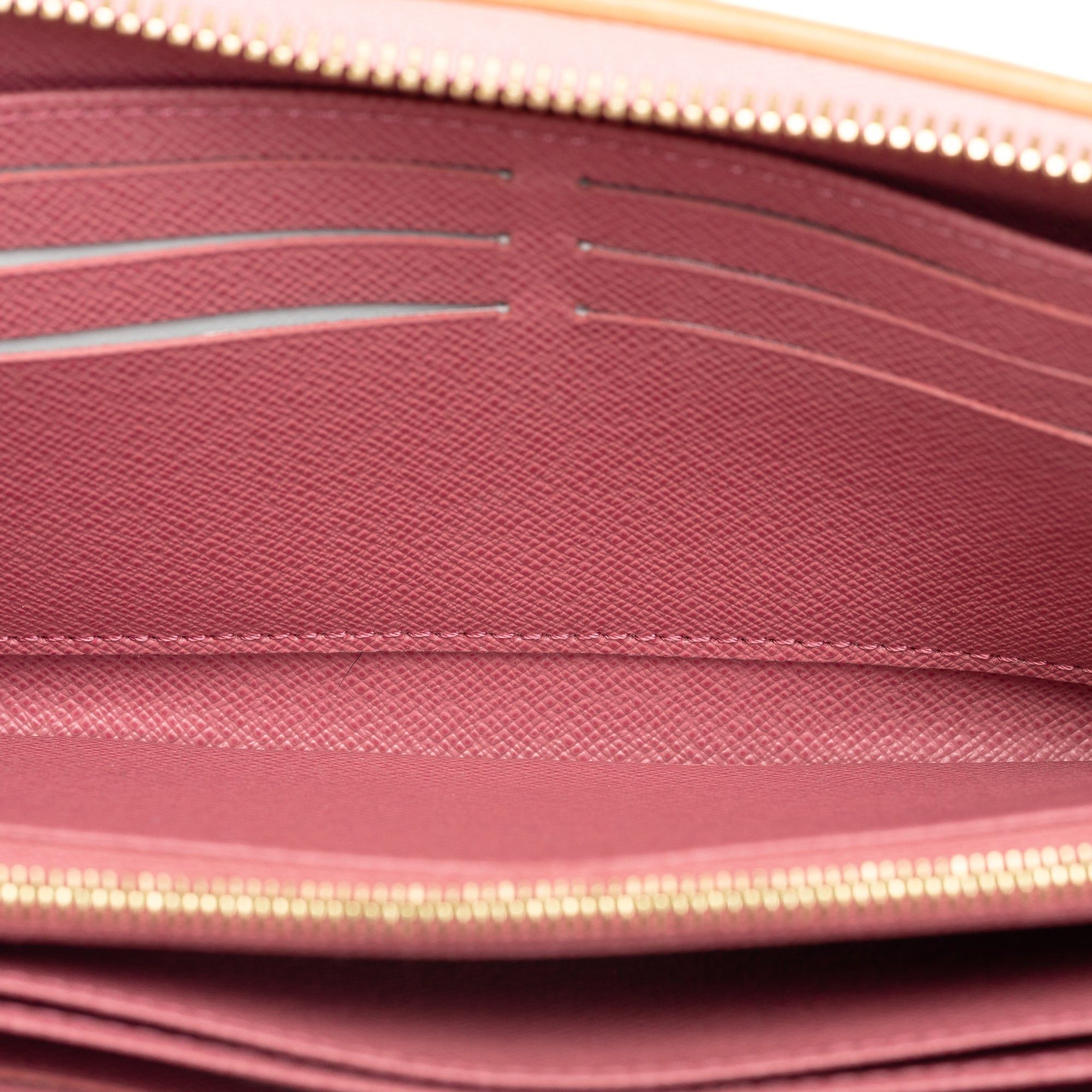 Louis Vuitton Louis Vuitton Monogram Denim Jacquard Zippy Wallet Pink Size ONE SIZE - 5 Thumbnail