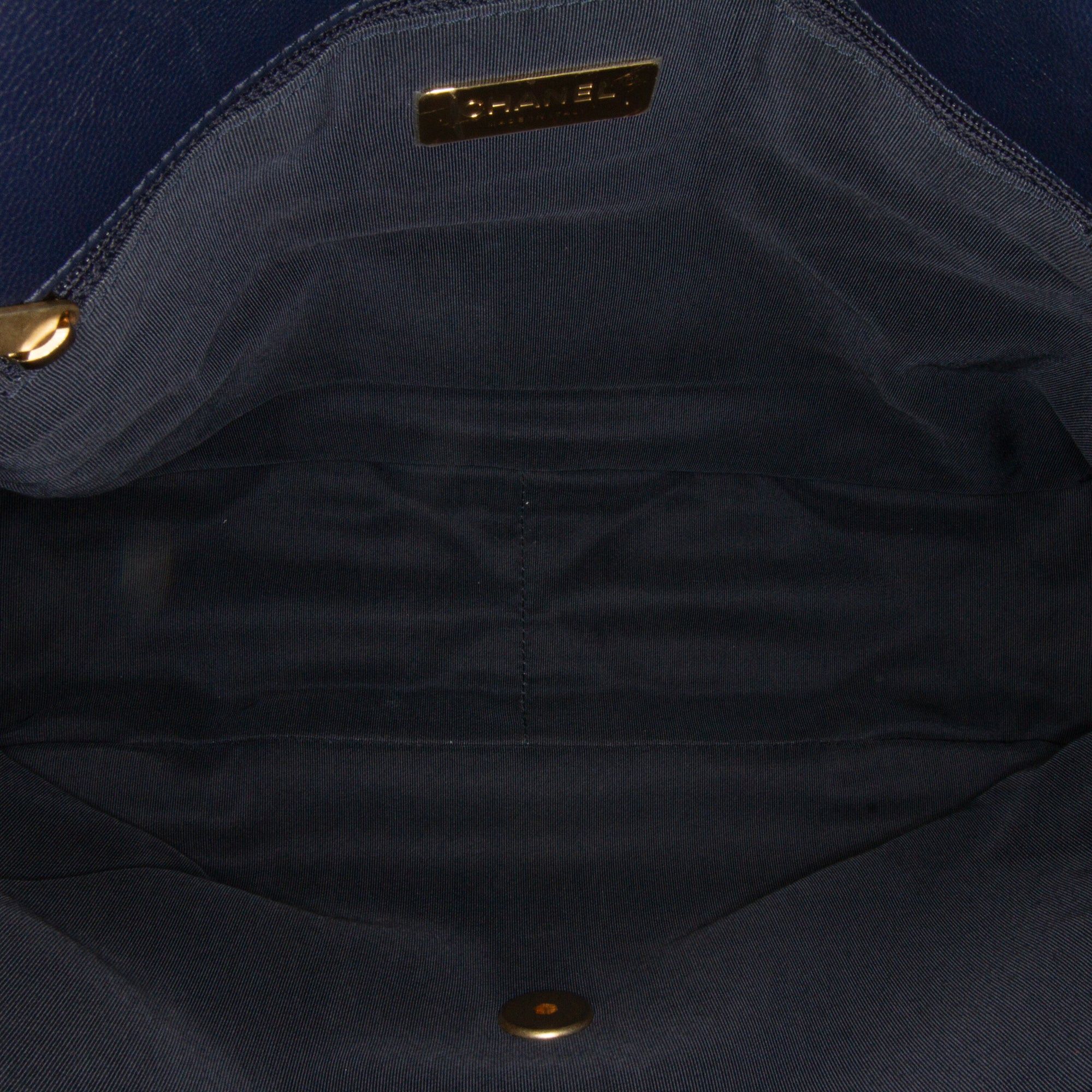 Chanel Chanel Maxi Lambskin 19 Flap Blue Size ONE SIZE - 6 Thumbnail