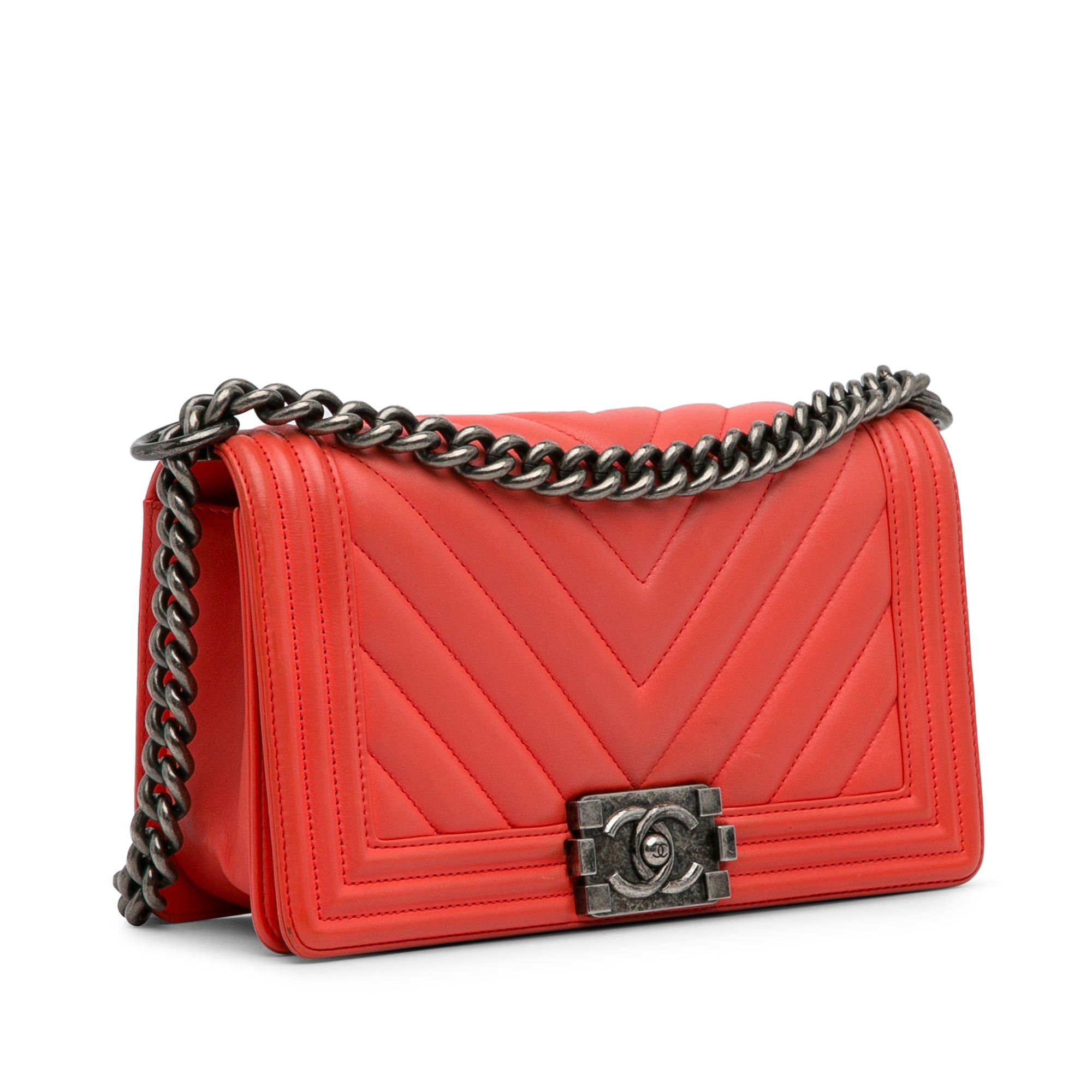 Chanel Chanel Medium Calfskin Chevron Boy Flap Red Size ONE SIZE - 2 Thumbnail