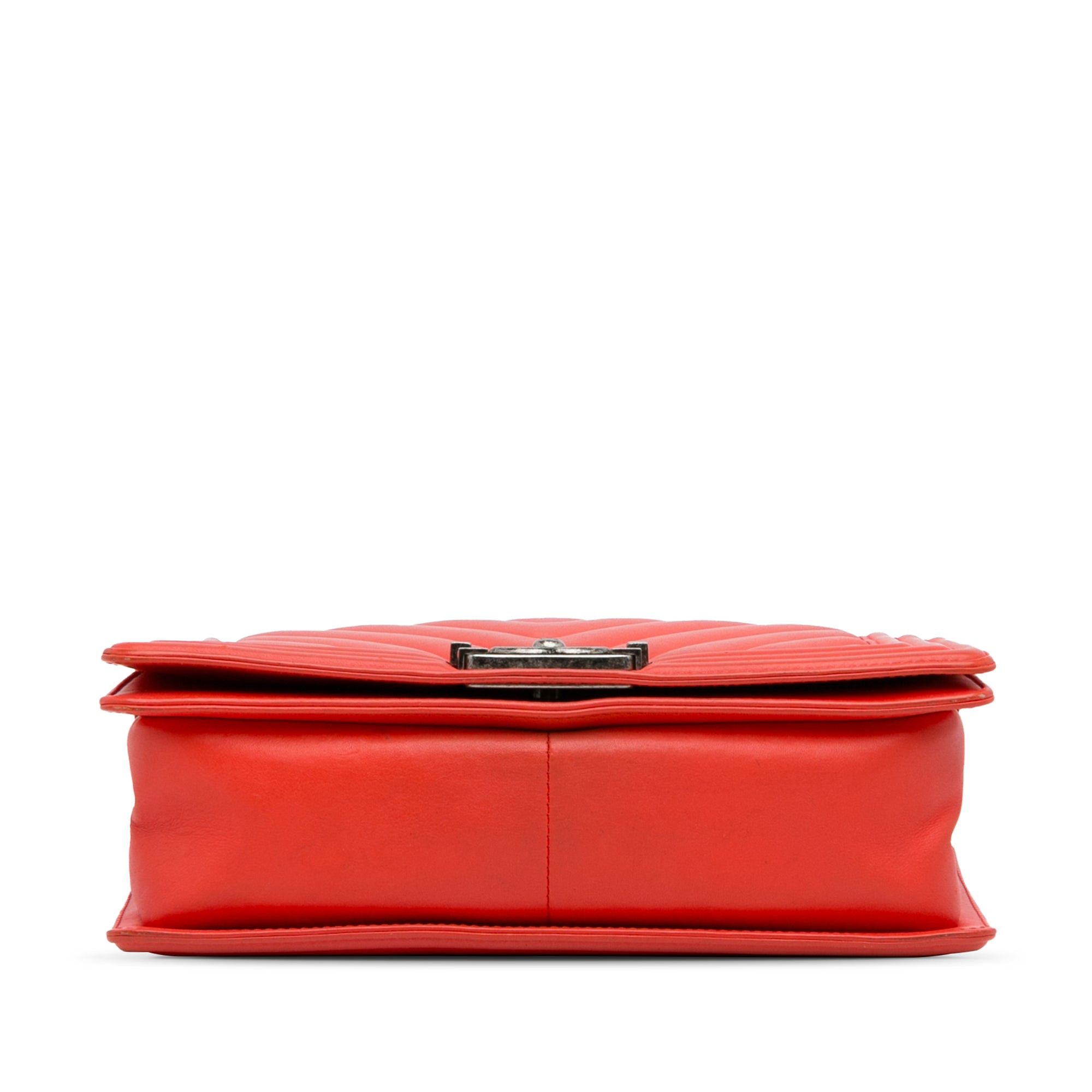 Chanel Chanel Medium Calfskin Chevron Boy Flap Red Size ONE SIZE - 5 Thumbnail