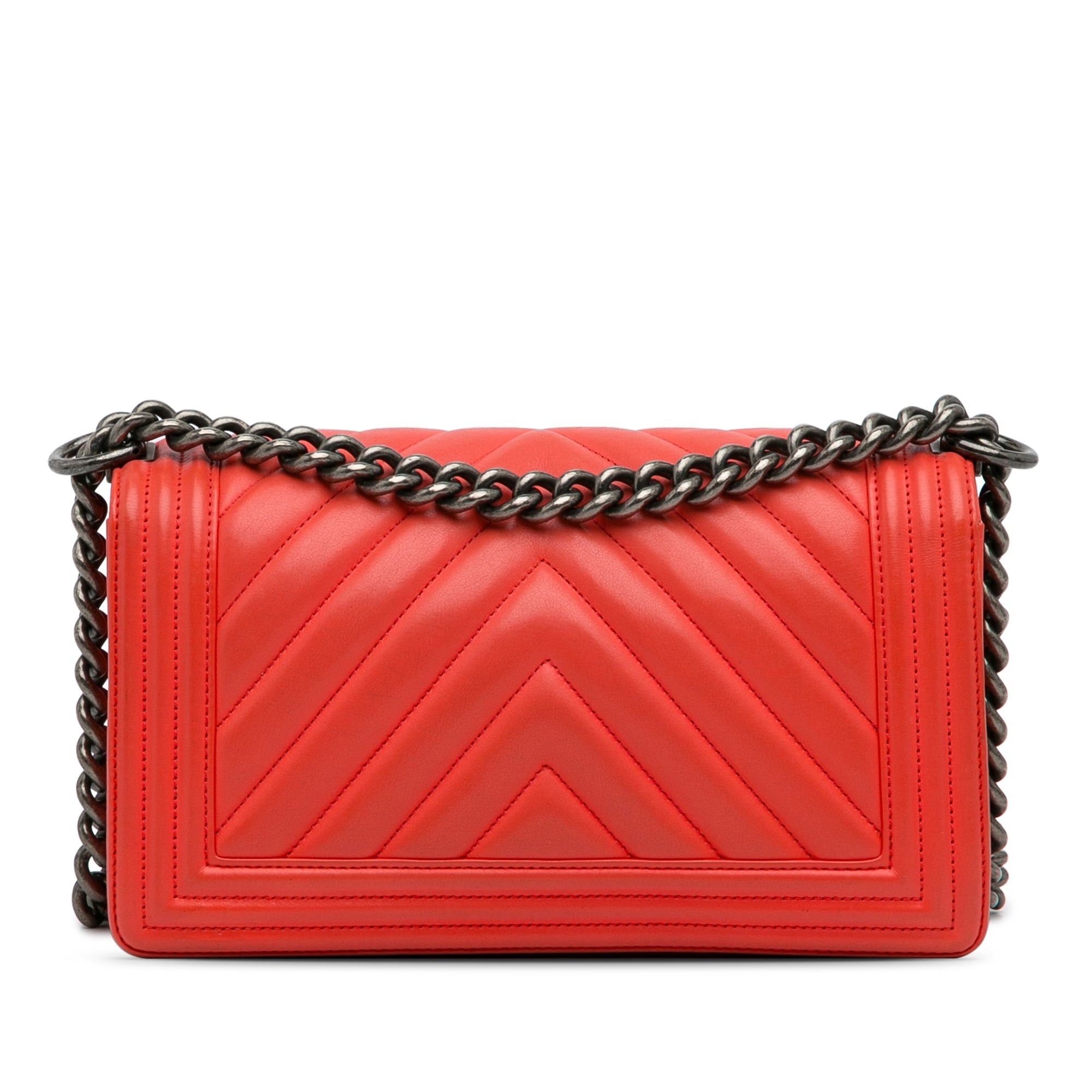 Chanel Chanel Medium Calfskin Chevron Boy Flap Red Size ONE SIZE - 3 Thumbnail