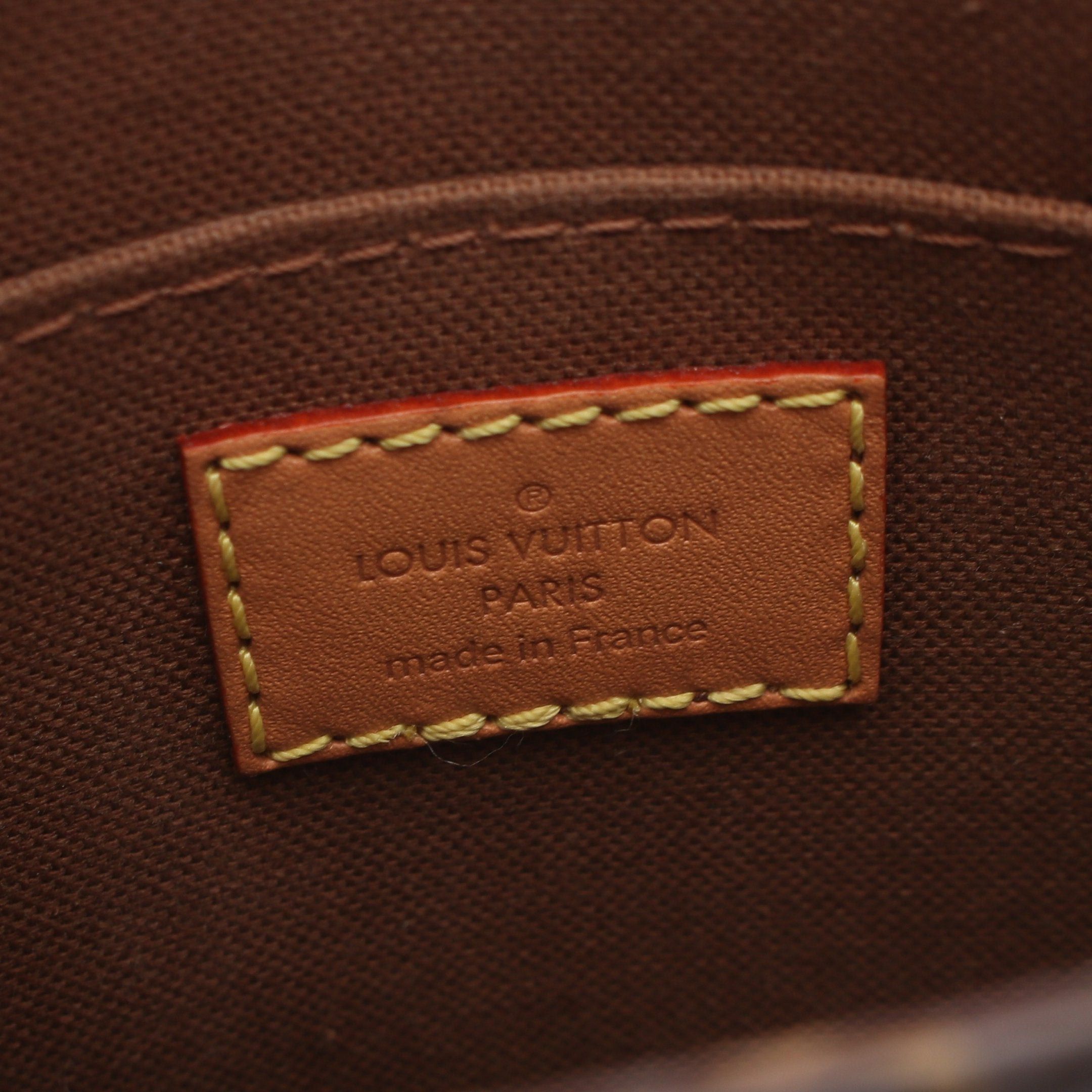 Louis Vuitton Louis Vuitton Petite Sac Plat Monogram Handbag Leather Brown Size ONE SIZE - 4 Thumbnail