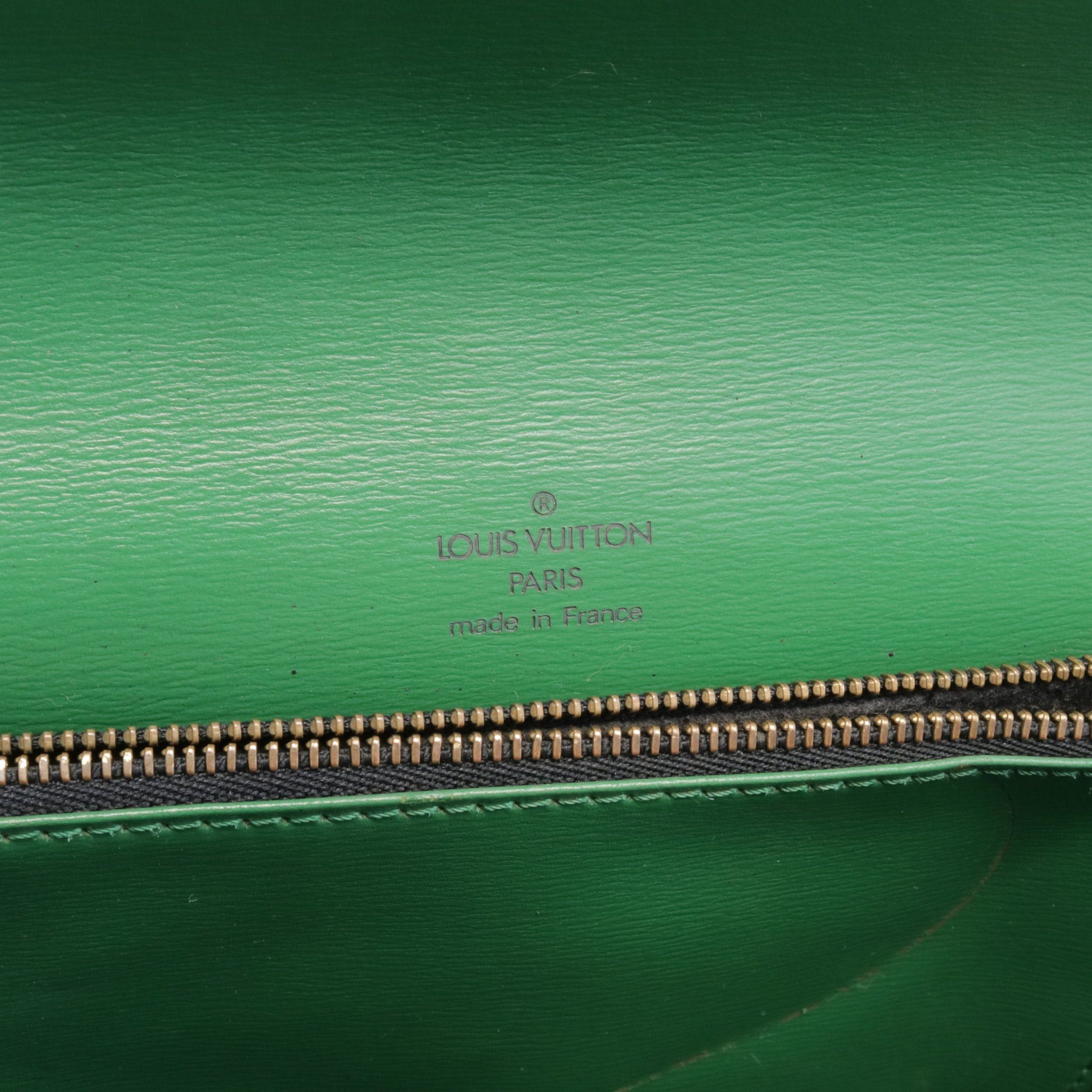 Louis Vuitton Louis Vuitton Free Run Epi Noir Shoulder Bag Leather Black Green Size ONE SIZE - 4 Thumbnail