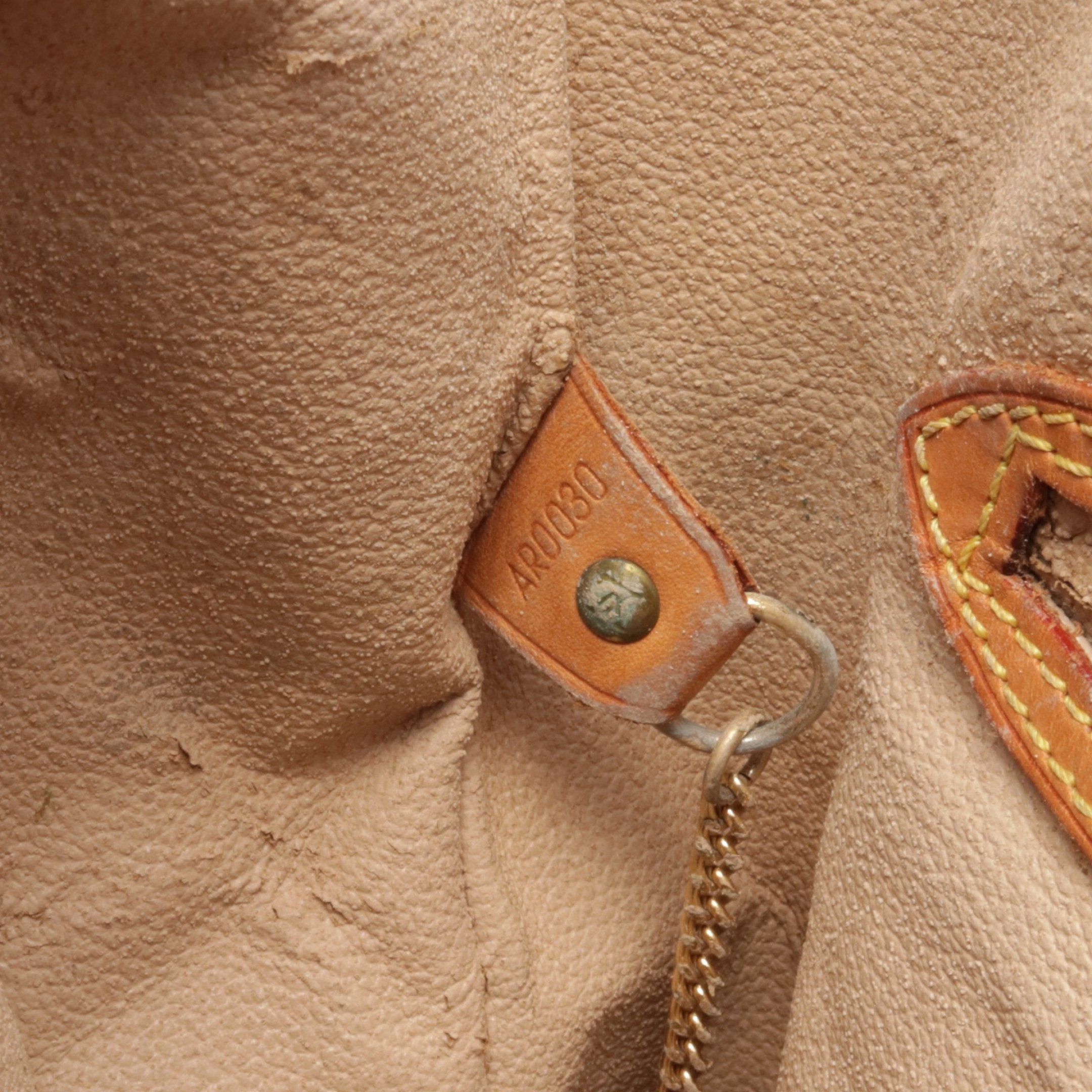 Louis Vuitton Louis Vuitton Bucket Gm Monogram Shoulder Bag Leather Brown Size ONE SIZE - 5 Thumbnail