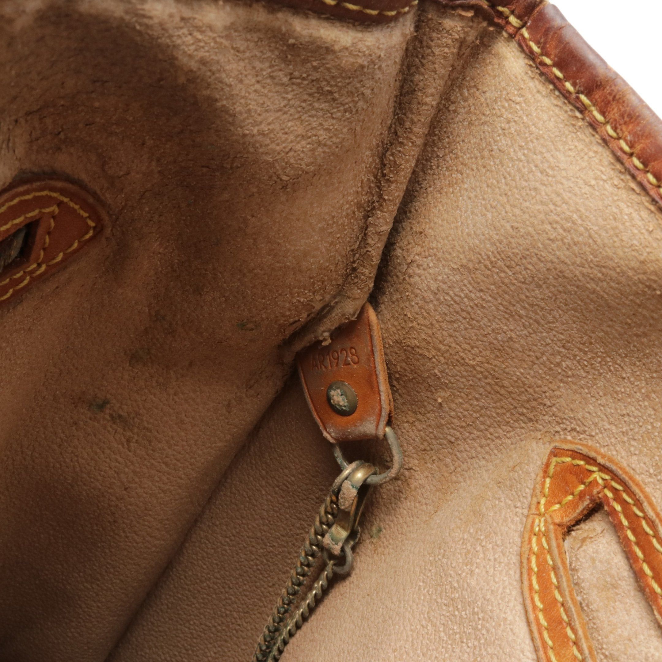 Louis Vuitton Louis Vuitton Bucket Gm Monogram Shoulder Bag Leather Brown Size ONE SIZE - 5 Thumbnail