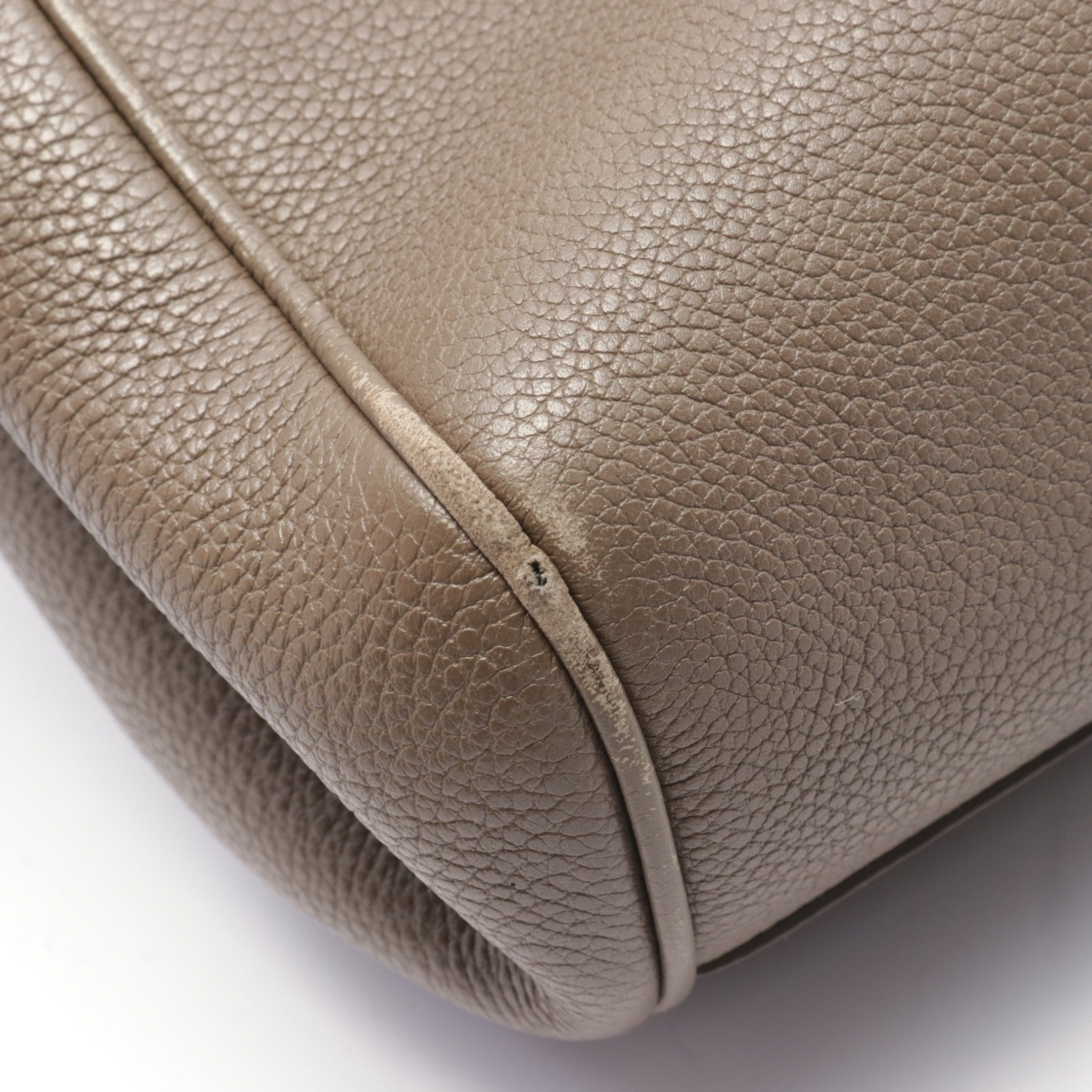 Celine Celine Small Fold Hippo Handbag Tote Bag Leather Gray Beige Size ONE SIZE - 7 Thumbnail