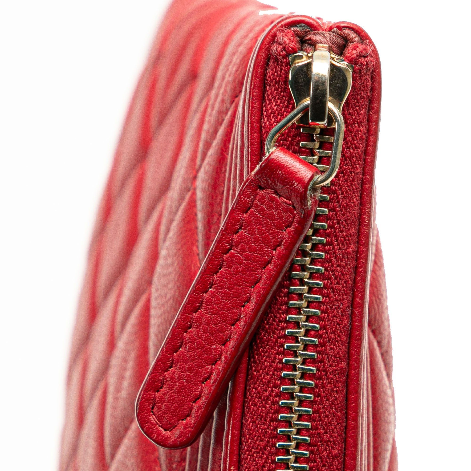 Chanel Chanel Medium Quilted Caviar Boy O Case Clutch Red Size ONE SIZE - 11 Thumbnail