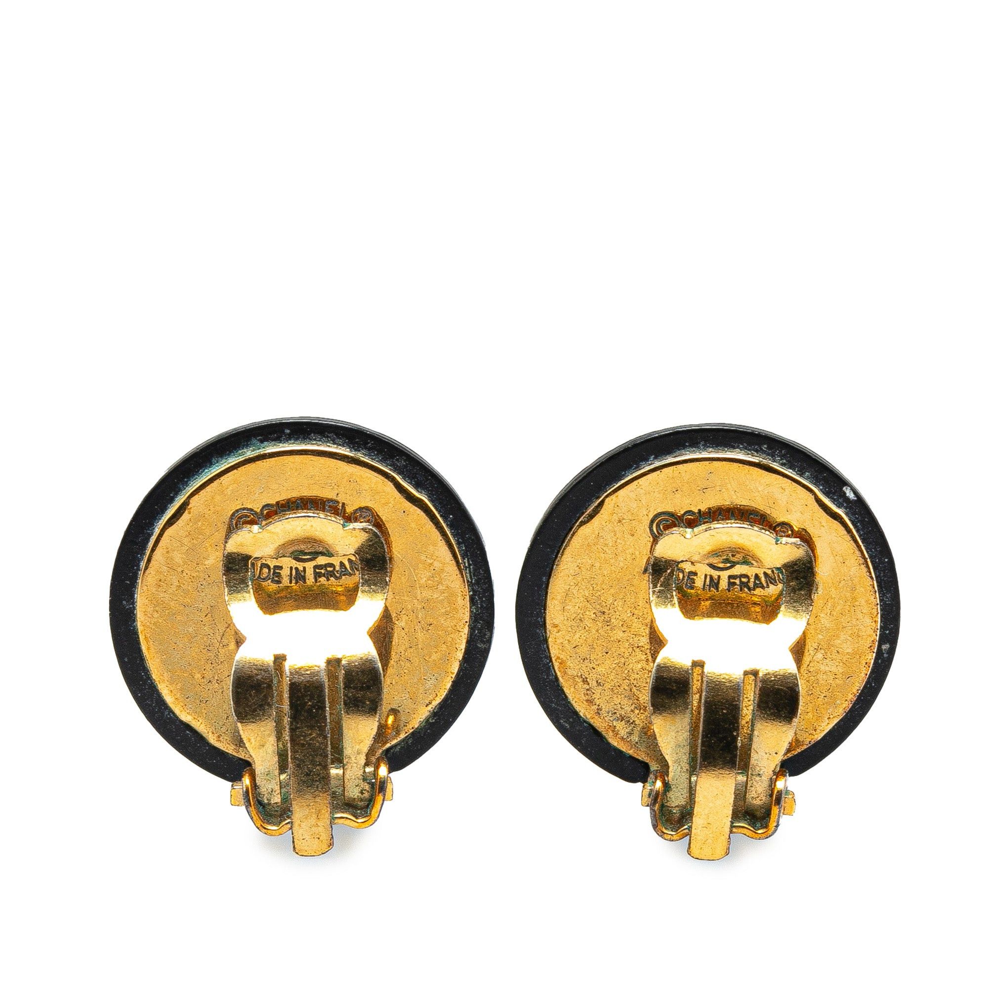Chanel Chanel Resin Quilted CC Button Clip On Earrings Black Size ONE SIZE - 2 Thumbnail