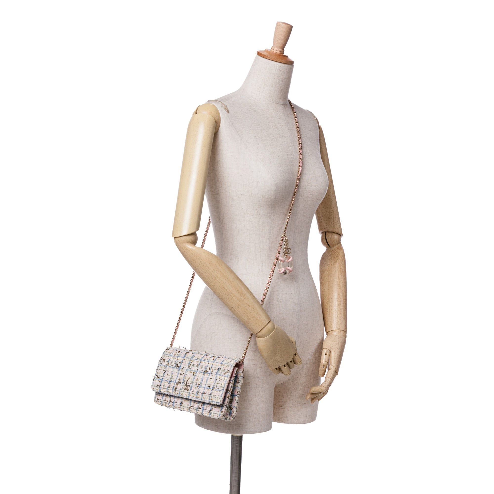 Chanel Chanel Quilted Boucle Tweed Charm Wallet On Chain Pink Size ONE SIZE - 12 Thumbnail