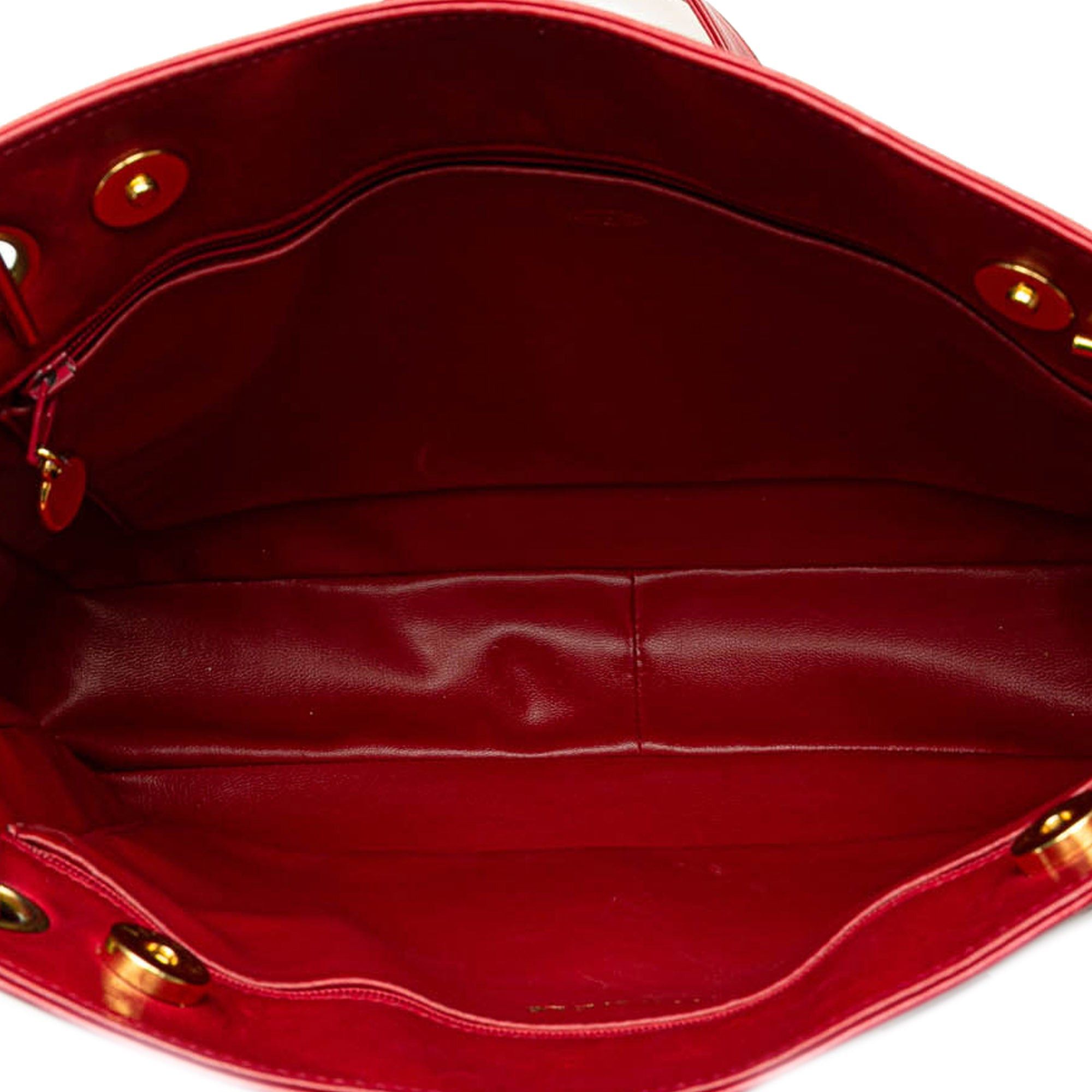 Chanel Chanel CC Lambskin Chain Tote Red Size ONE SIZE - 4 Thumbnail