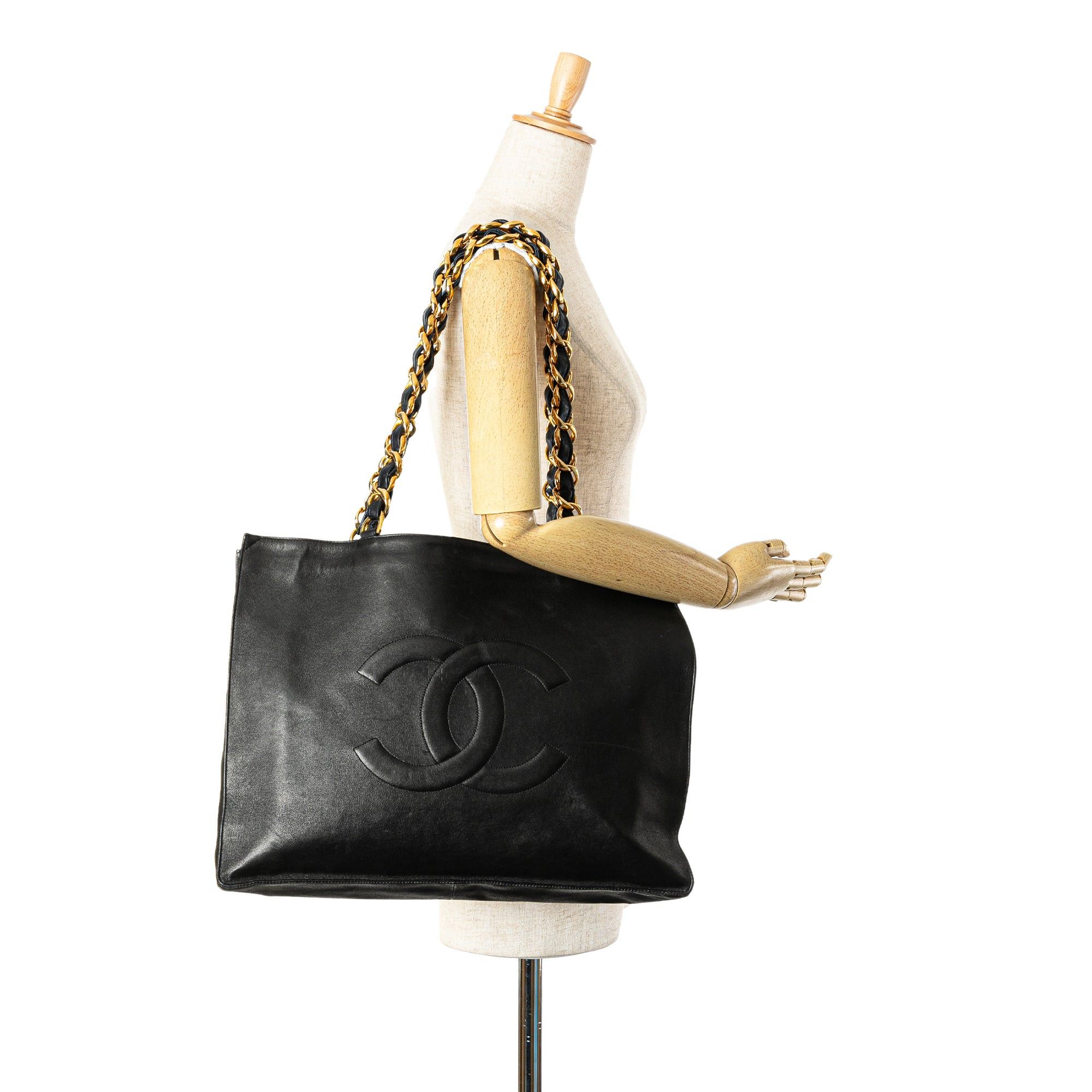 Chanel Chanel CC Lambskin XL Tote Black Size ONE SIZE - 13 Thumbnail