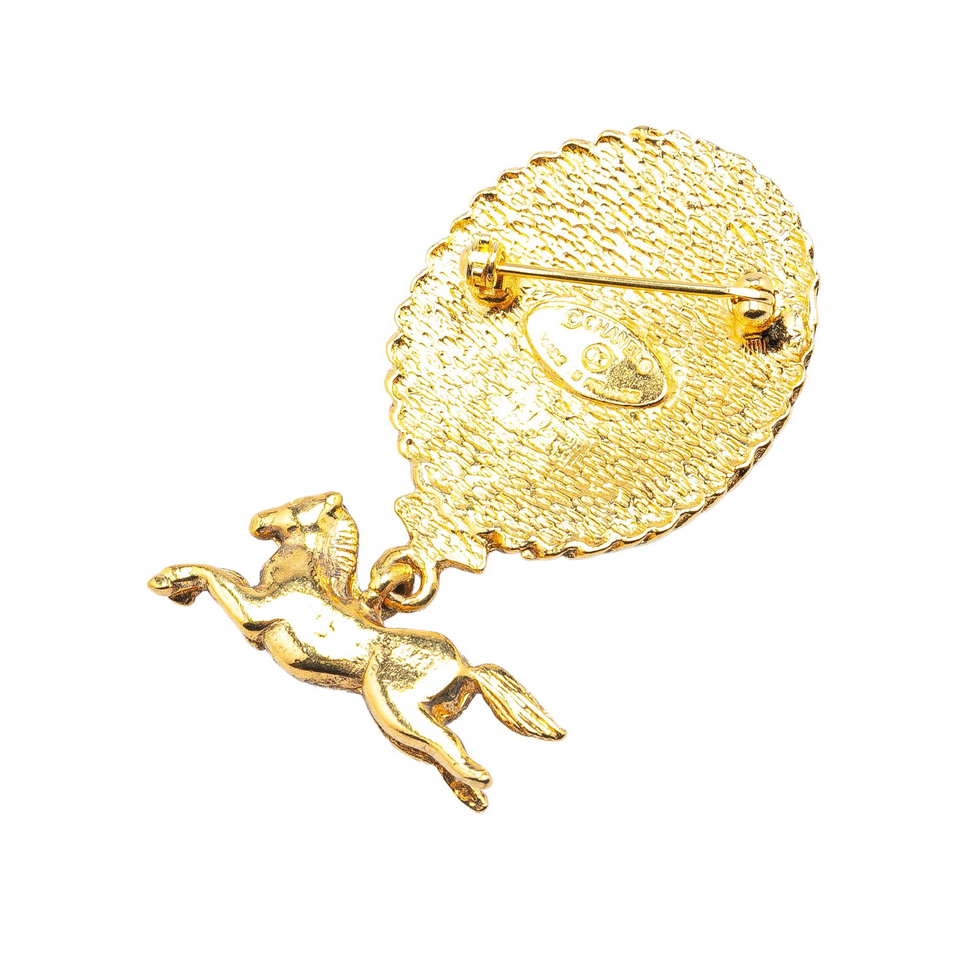 Chanel Chanel Gold Plated CC Horsetop Brooch Gold Size ONE SIZE - 2 Thumbnail