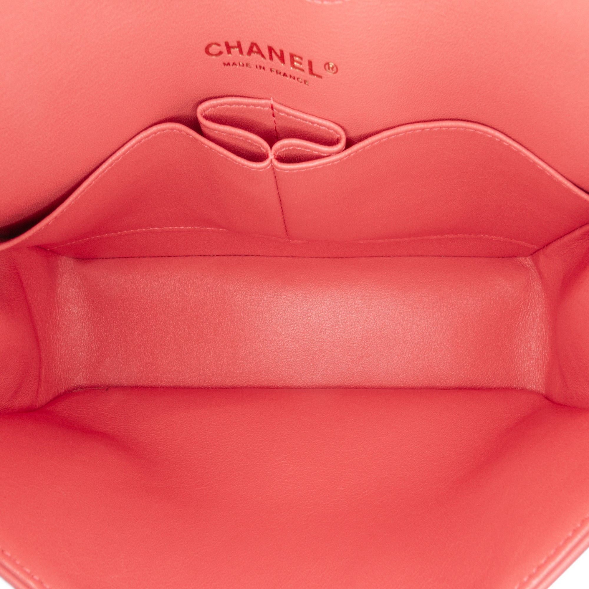 Chanel Chanel Medium Classic Chevron Lambskin Double Flap Red Size ONE SIZE - 4 Thumbnail