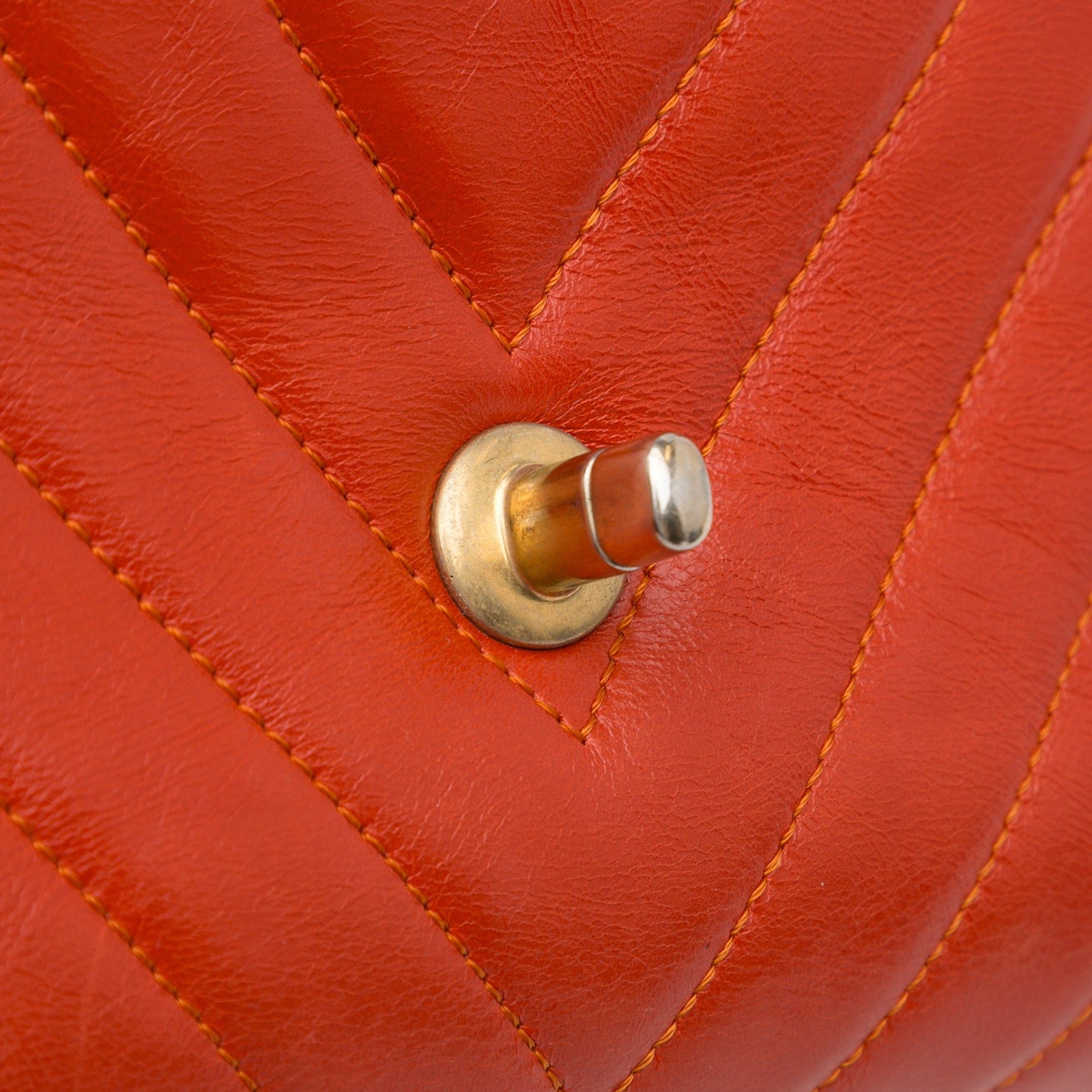 Chanel Chanel Small Lambskin Chevron Coco Top Handle Bag Red Size ONE SIZE - 13 Thumbnail