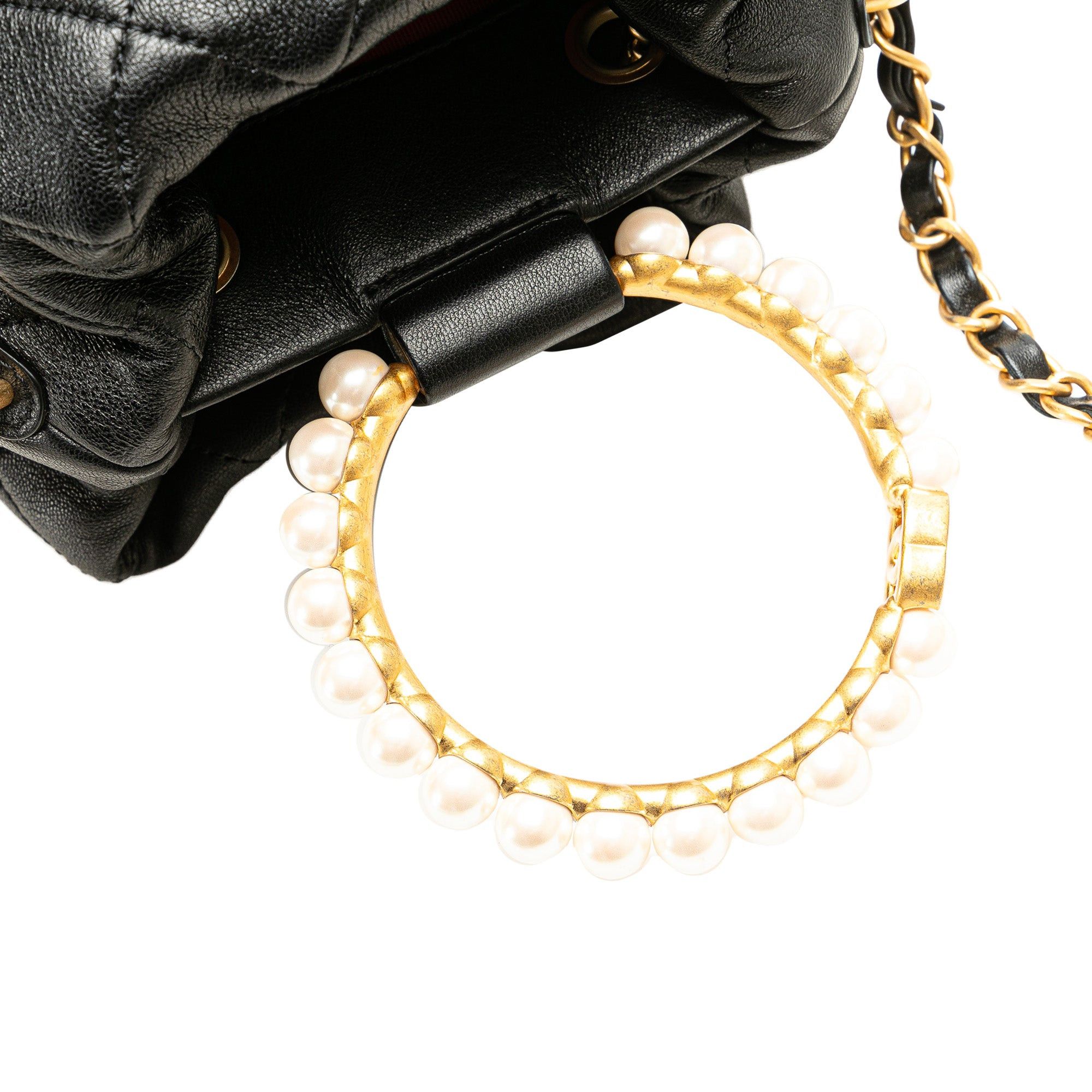 Chanel Chanel Quilted Lambskin Pearl Crown Drawstring Bucket Bag Black Size ONE SIZE - 8 Thumbnail