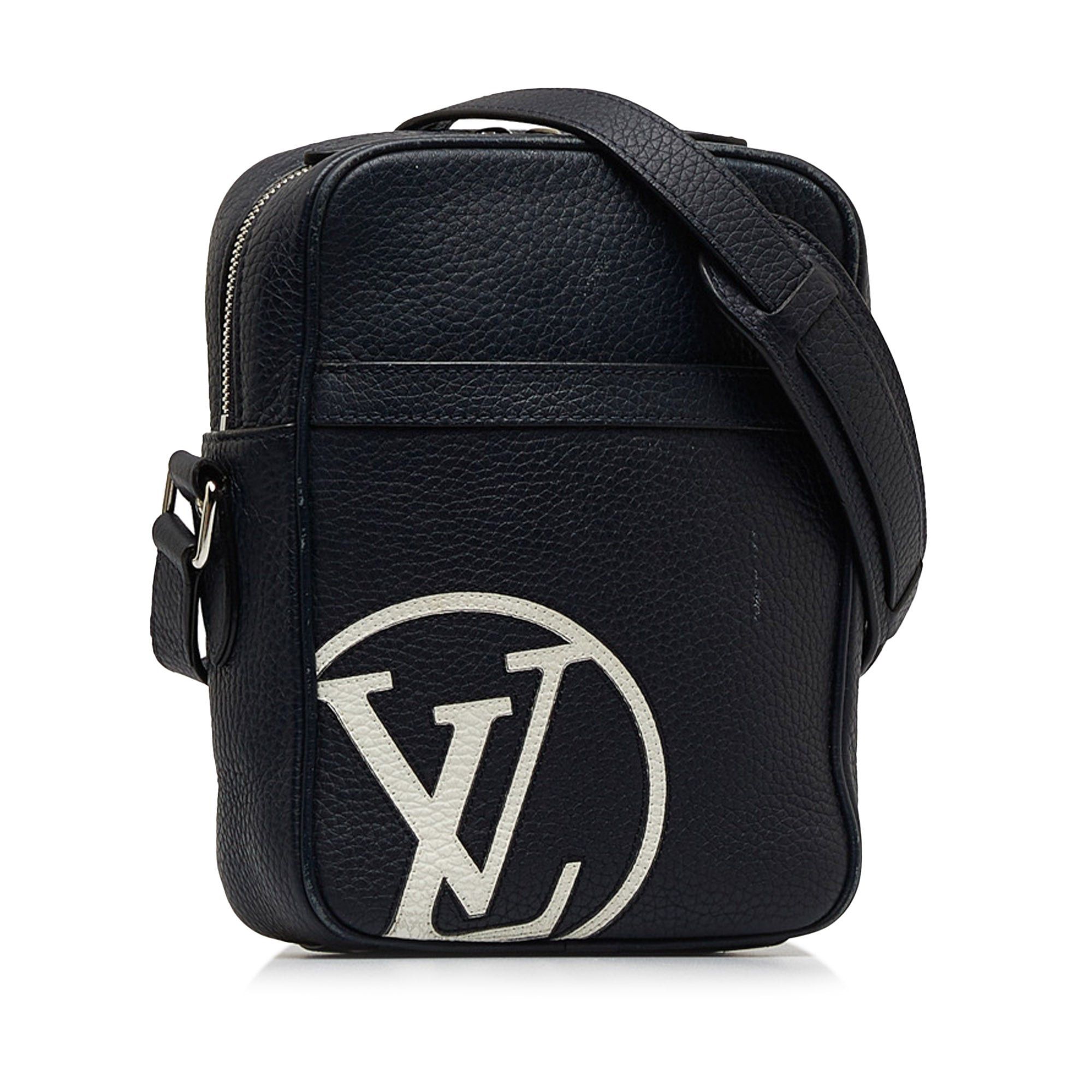Louis Vuitton Louis Vuitton Taurillon Danube LV Circle PM Blue Size ONE SIZE - 2 Thumbnail
