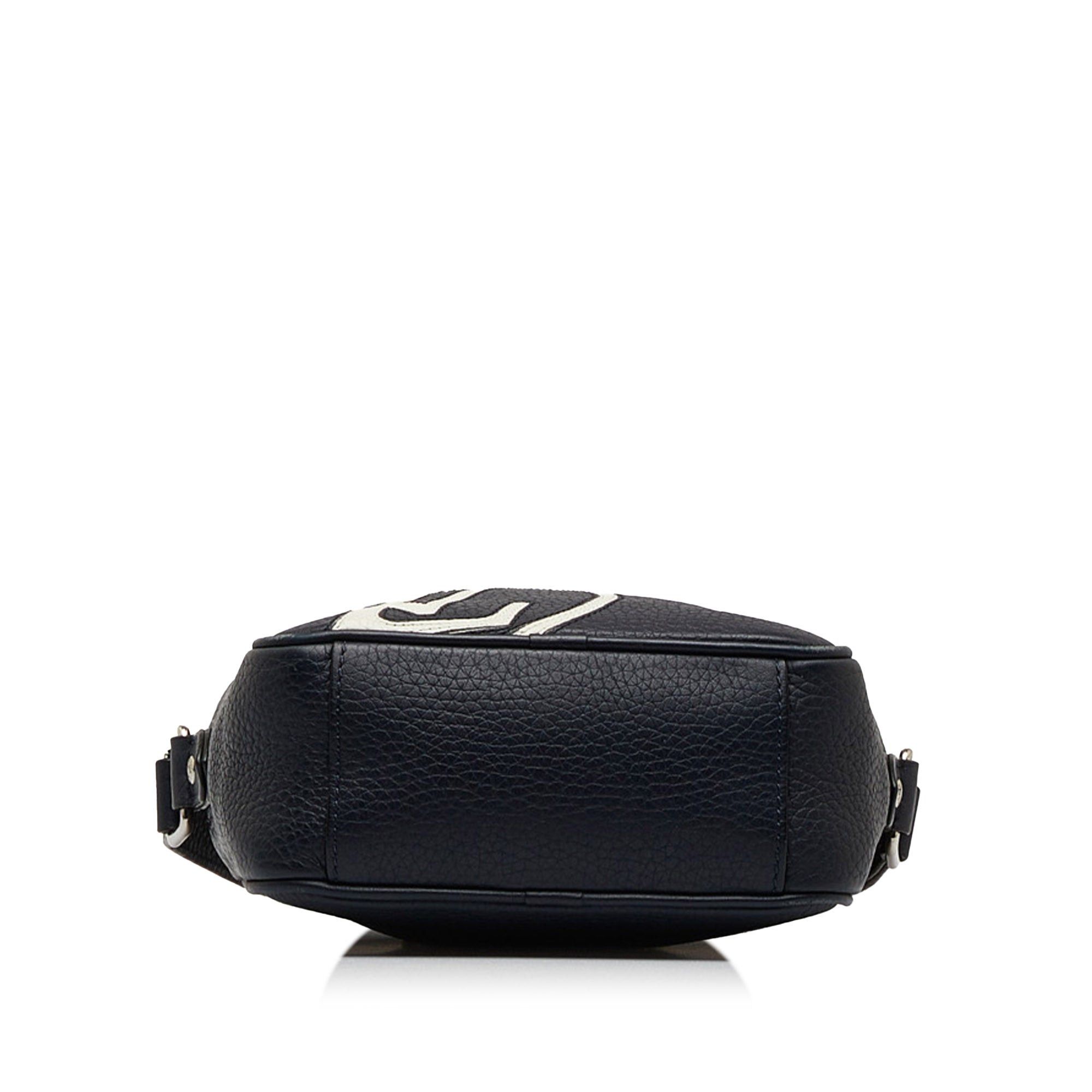 Louis Vuitton Louis Vuitton Taurillon Danube LV Circle PM Blue Size ONE SIZE - 4 Thumbnail