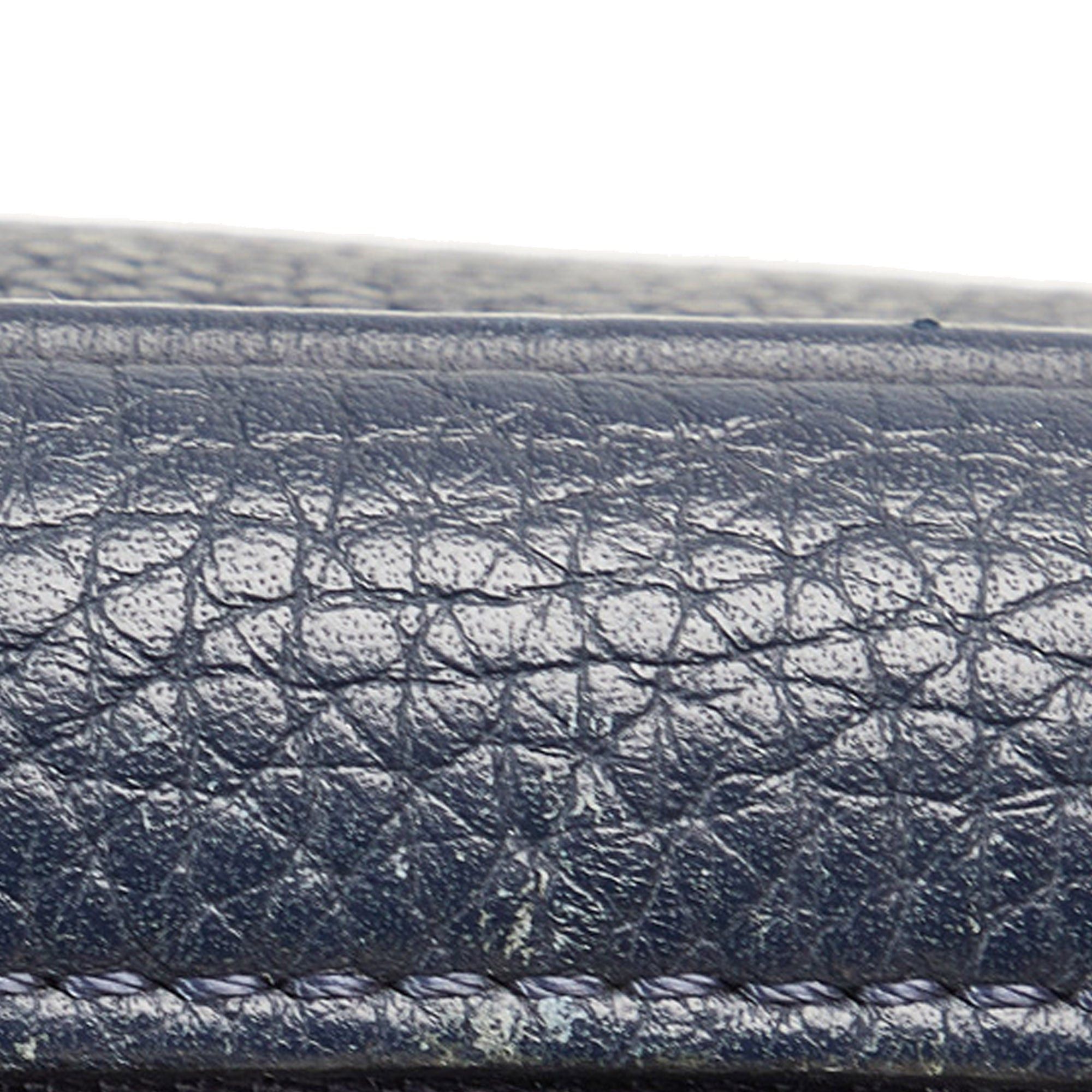 Louis Vuitton Louis Vuitton Taurillon Danube LV Circle PM Blue Size ONE SIZE - 10 Thumbnail