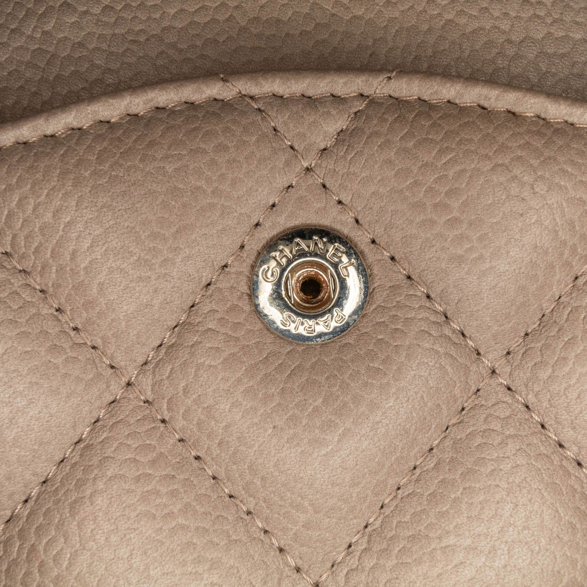 Chanel Chanel Jumbo Classic Caviar Double Flap Brown Size ONE SIZE - 7 Thumbnail