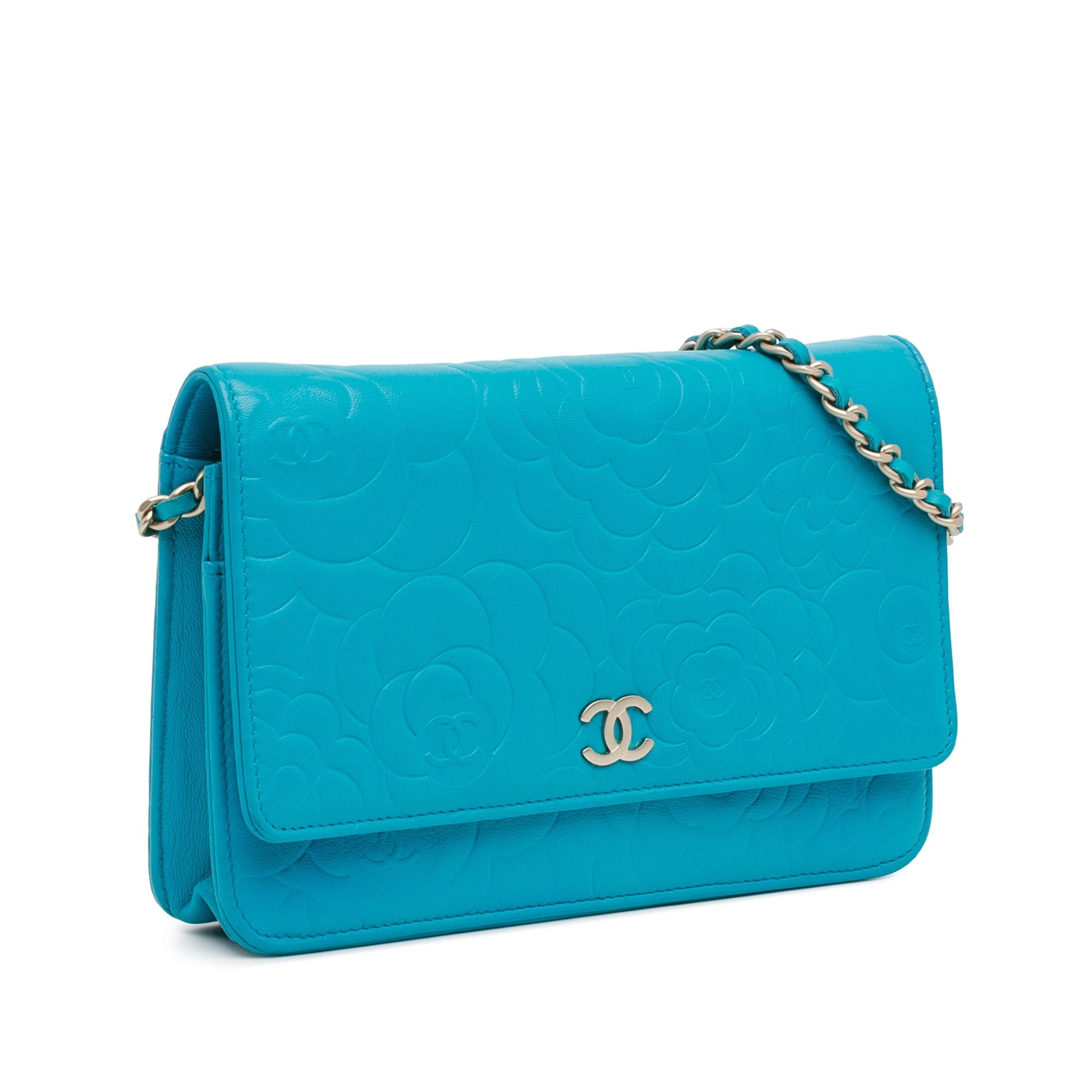 Chanel Chanel Lambskin Camellia Embossed Wallet On Chain Blue Size ONE SIZE - 2 Thumbnail