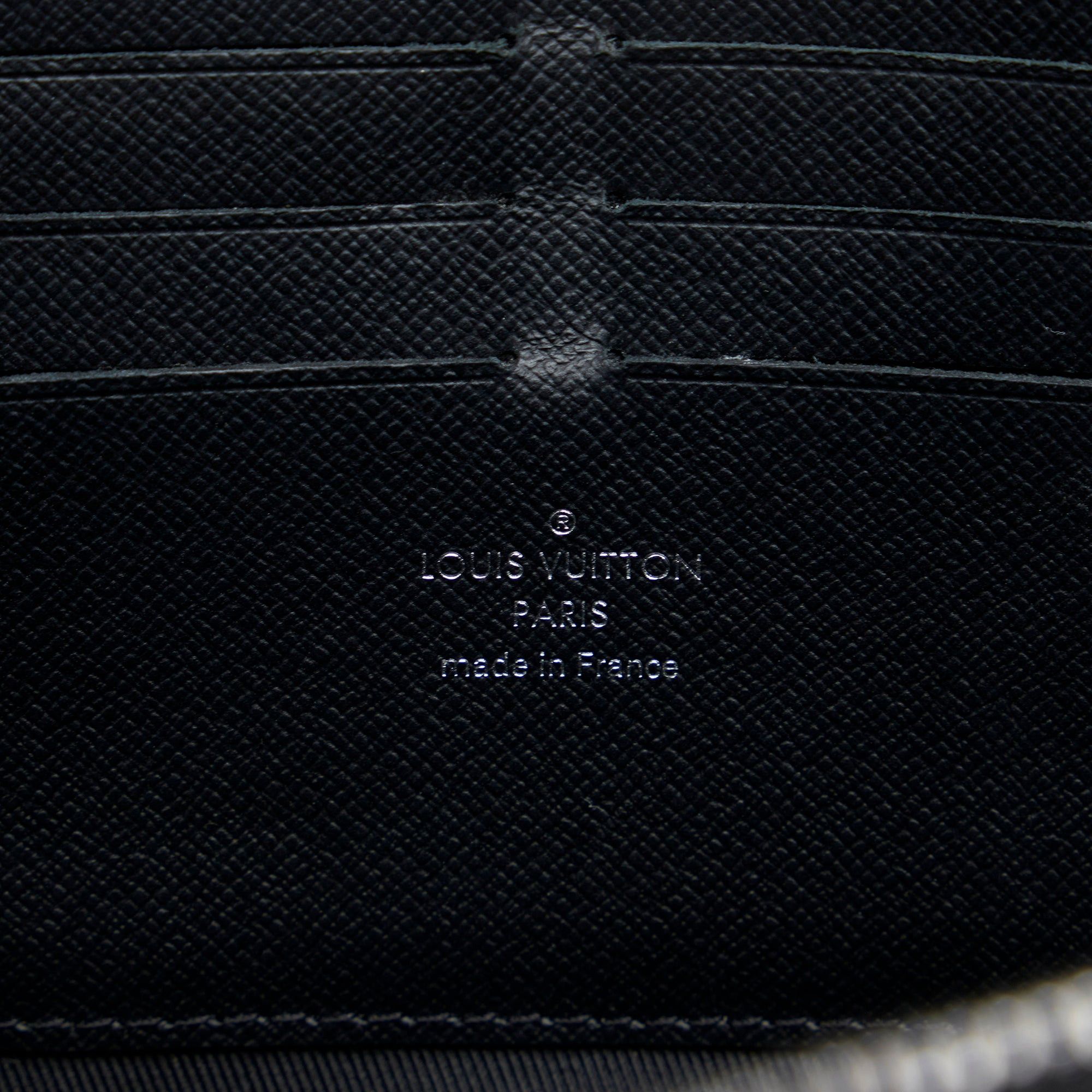Louis Vuitton Louis Vuitton Monogram Eclipse Soft Trunk Wallet Crossbody Black Size ONE SIZE - 6 Thumbnail