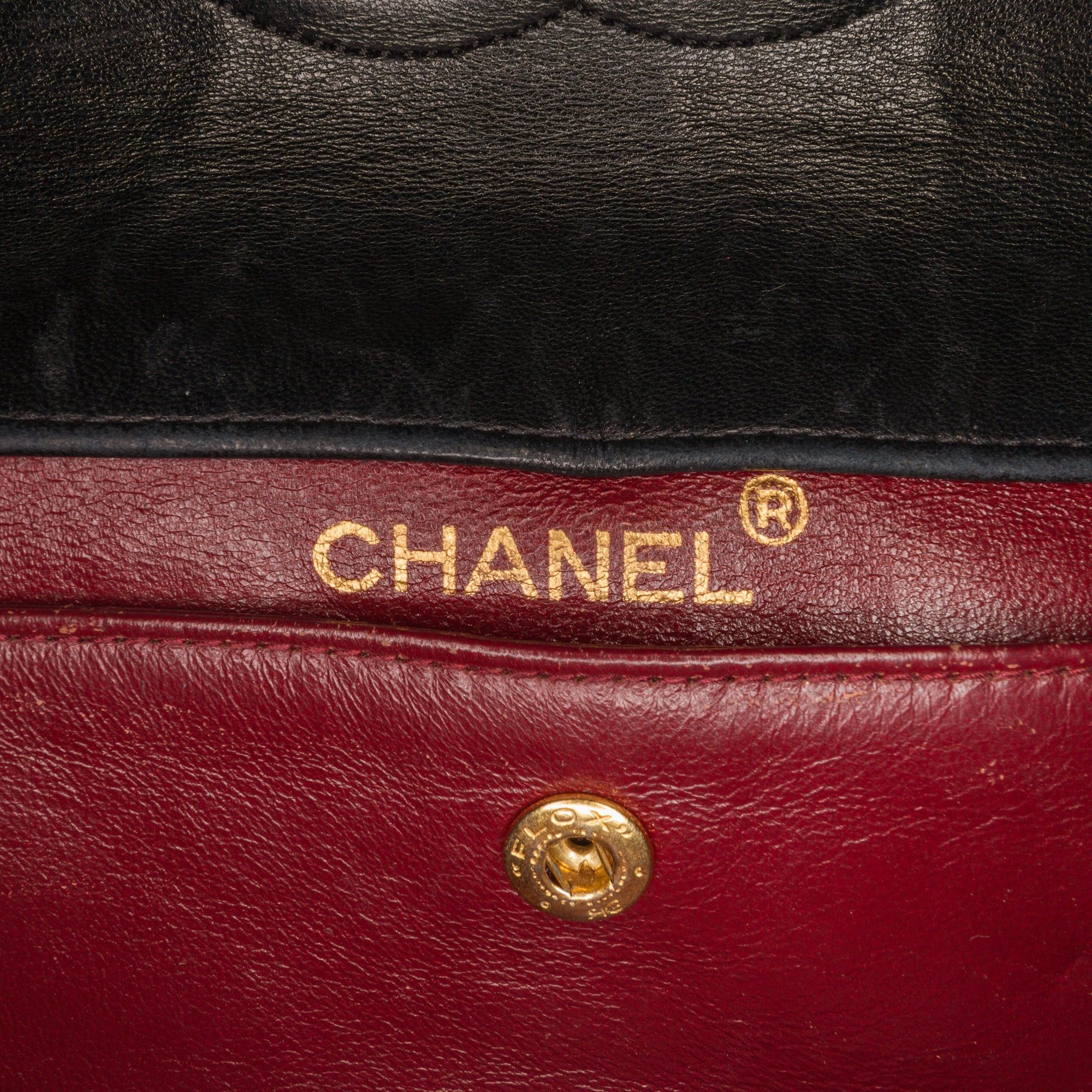 Chanel Chanel Quilted Lambskin Shoulder Bag Black Size ONE SIZE - 8 Thumbnail
