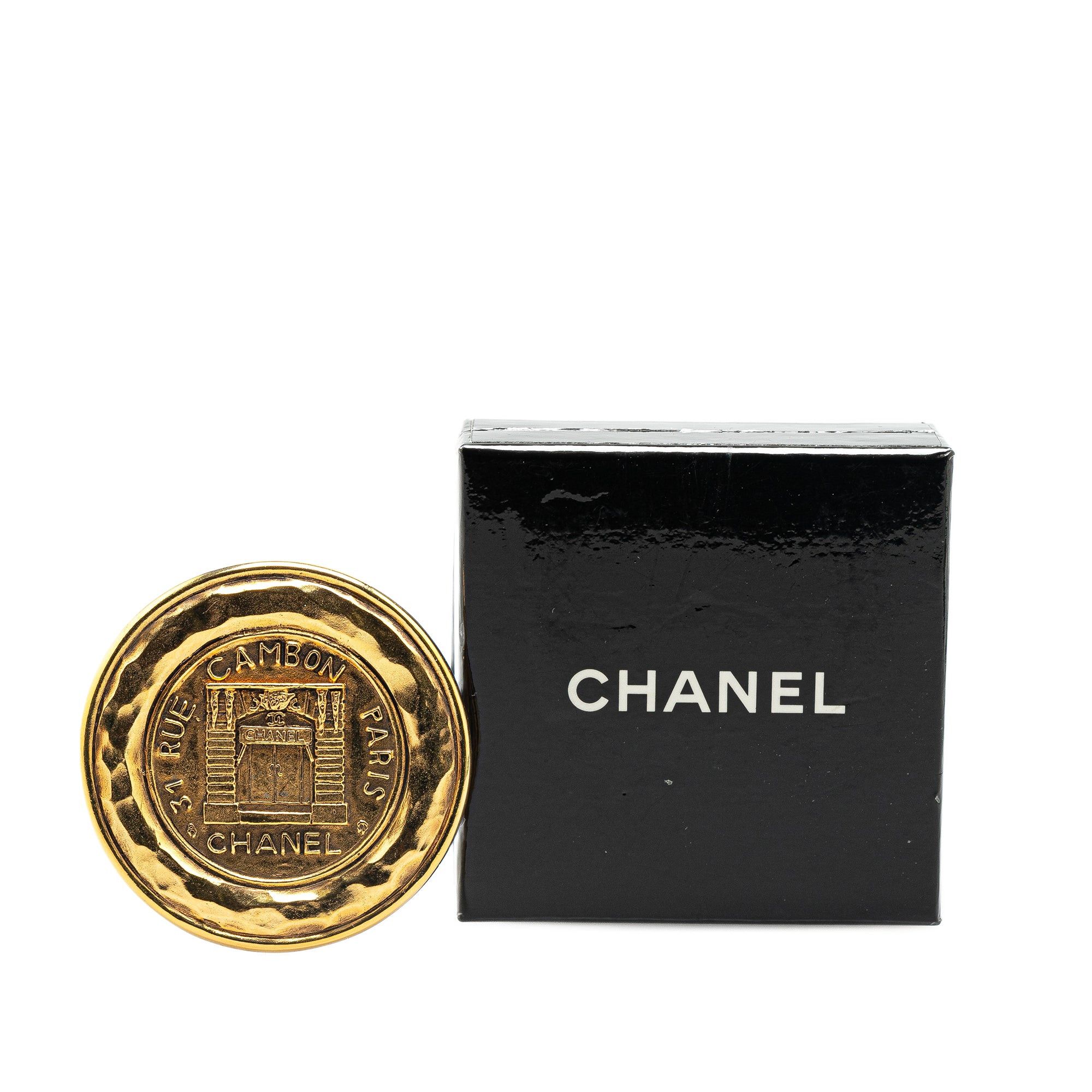 Chanel Chanel Gold Plated 31 Rue Cambon Brooch Gold Size ONE SIZE - 4 Thumbnail