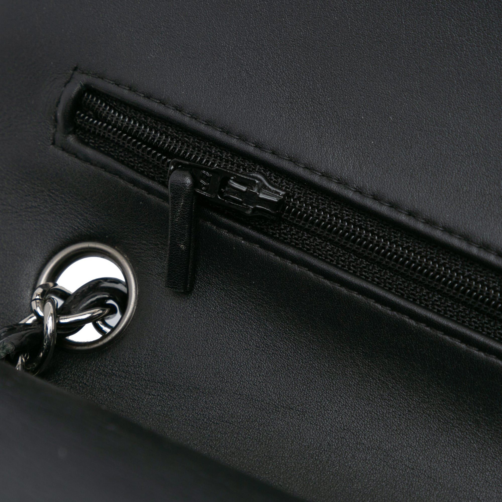 Chanel Chanel Medium Classic Patent Double Flap Black Size ONE SIZE - 11 Thumbnail